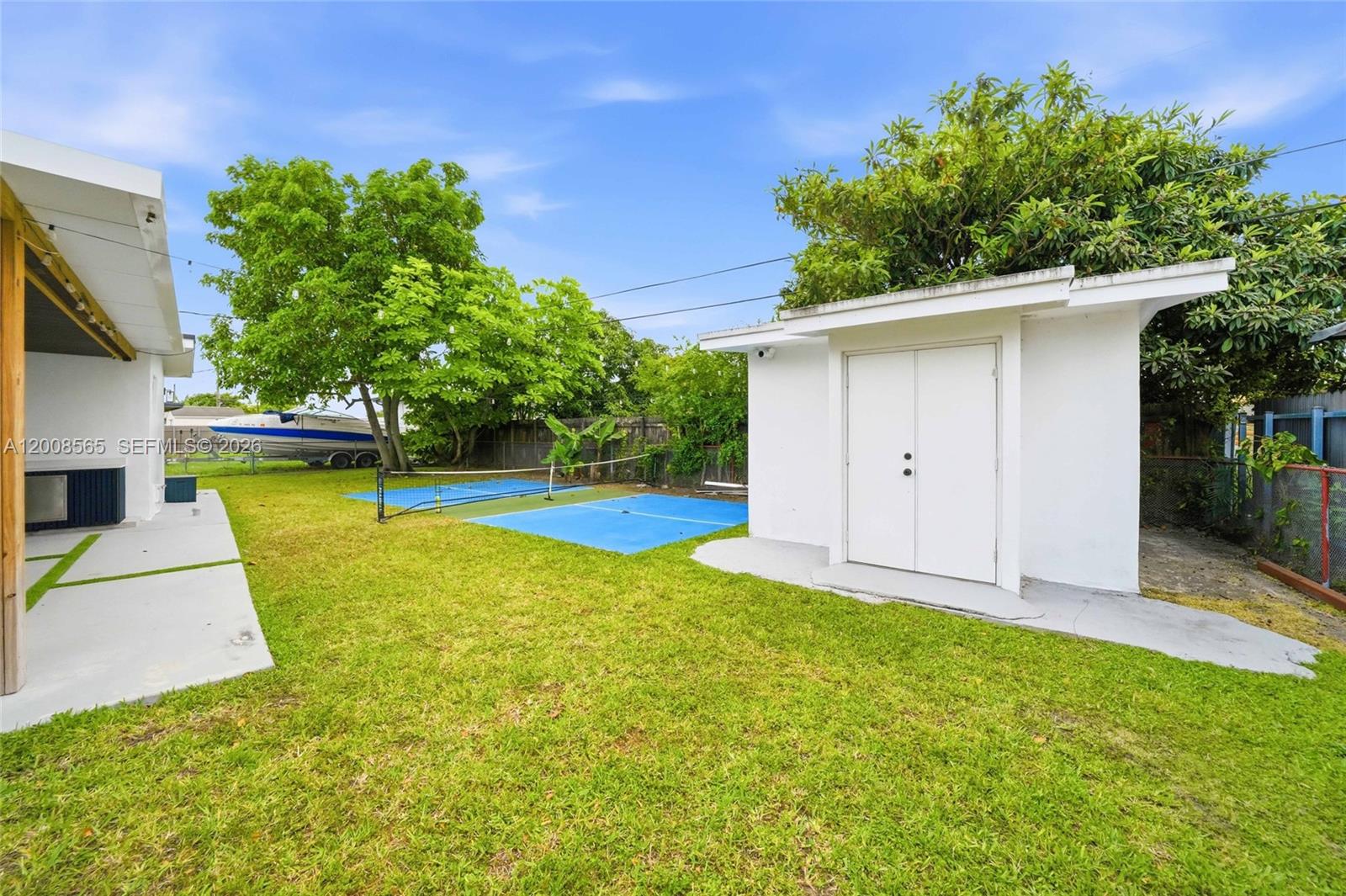 WESTWOOD LAKE 2ND ADDN - Residential