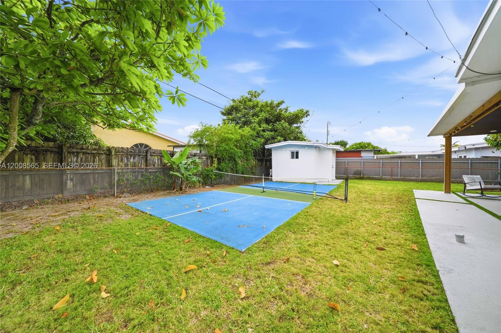 WESTWOOD LAKE 2ND ADDN - Residential