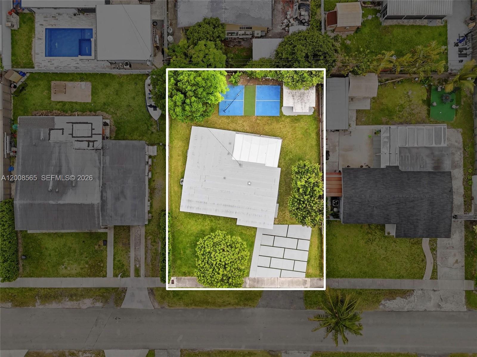 WESTWOOD LAKE 2ND ADDN - Residential