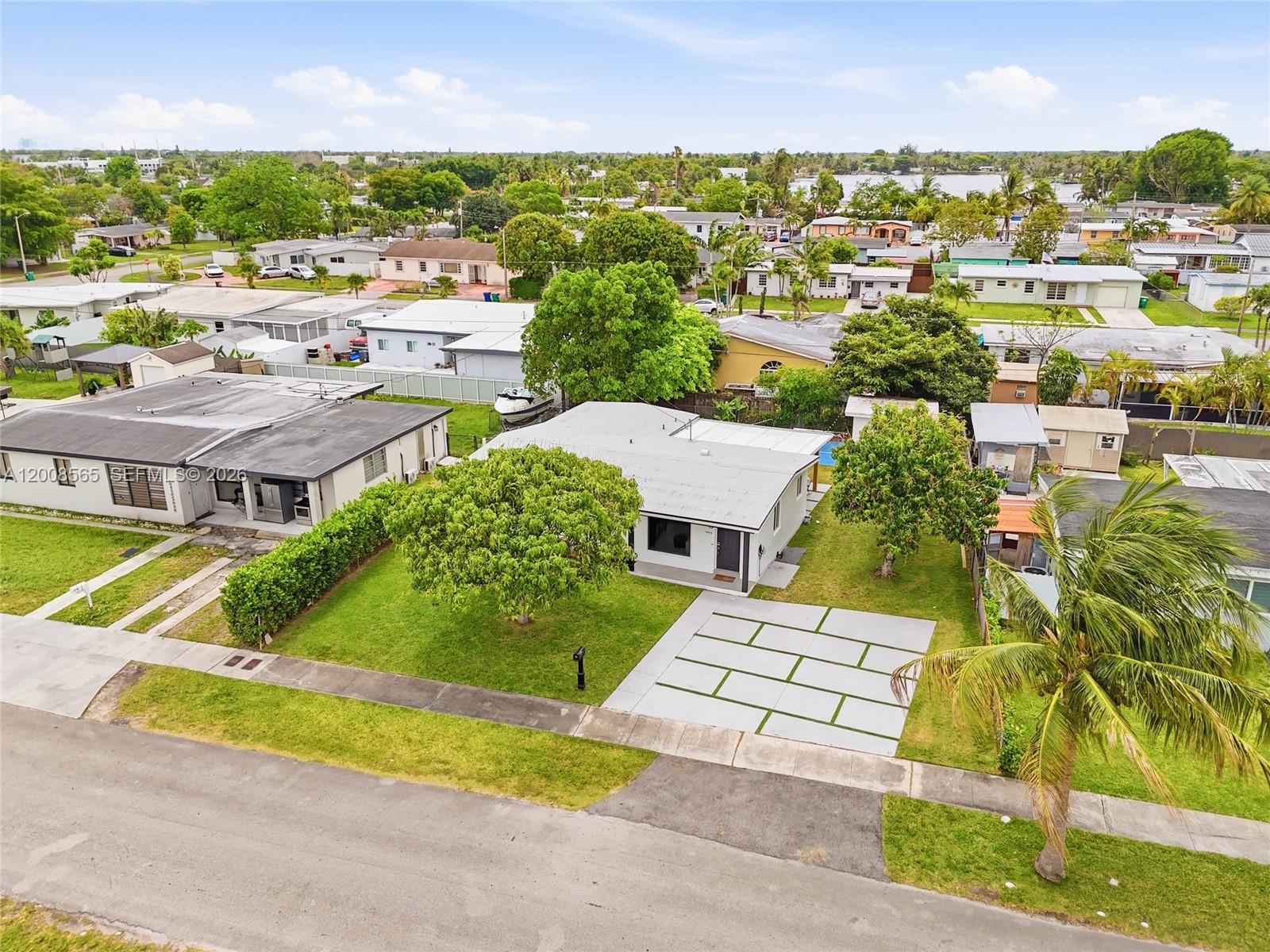 WESTWOOD LAKE 2ND ADDN - Residential