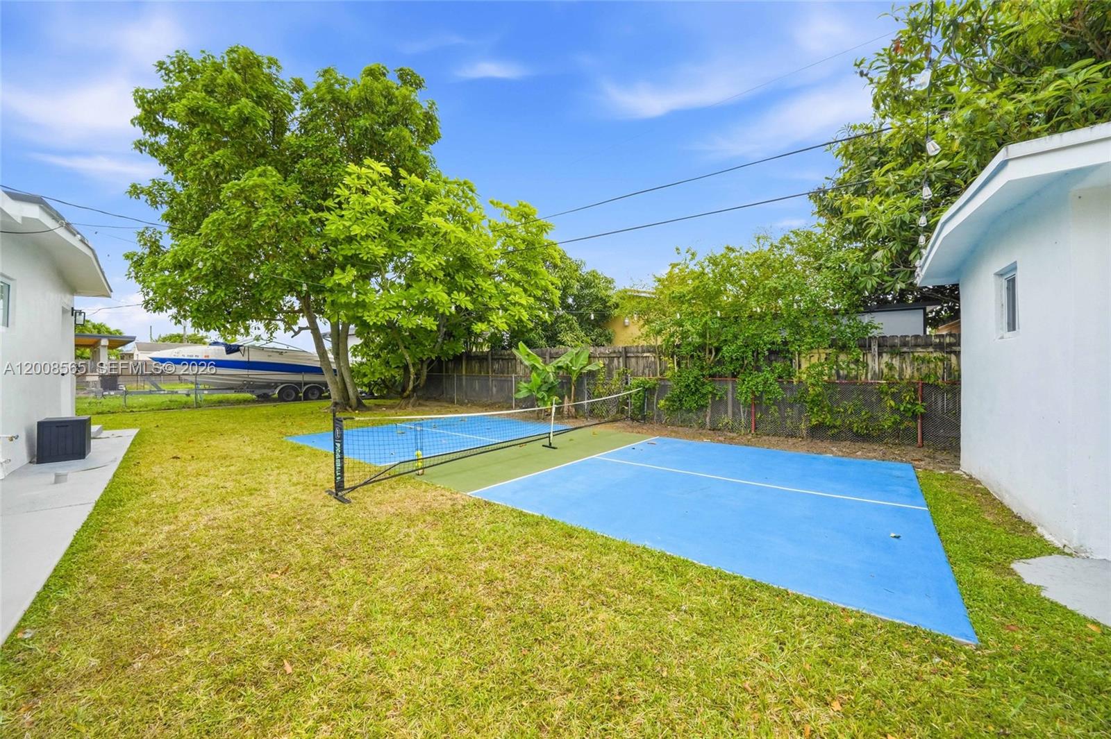 WESTWOOD LAKE 2ND ADDN - Residential