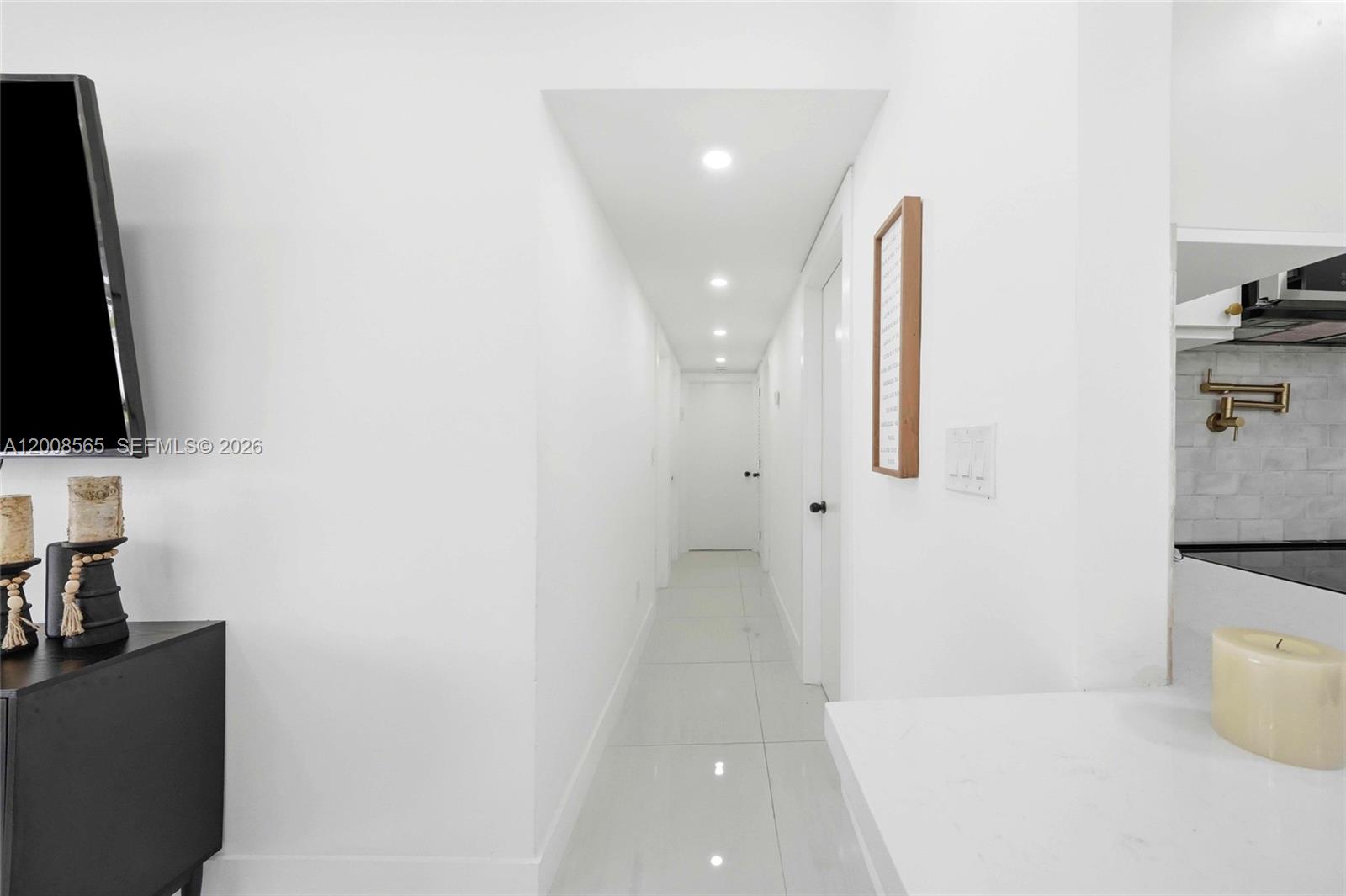 WESTWOOD LAKE 2ND ADDN - Residential