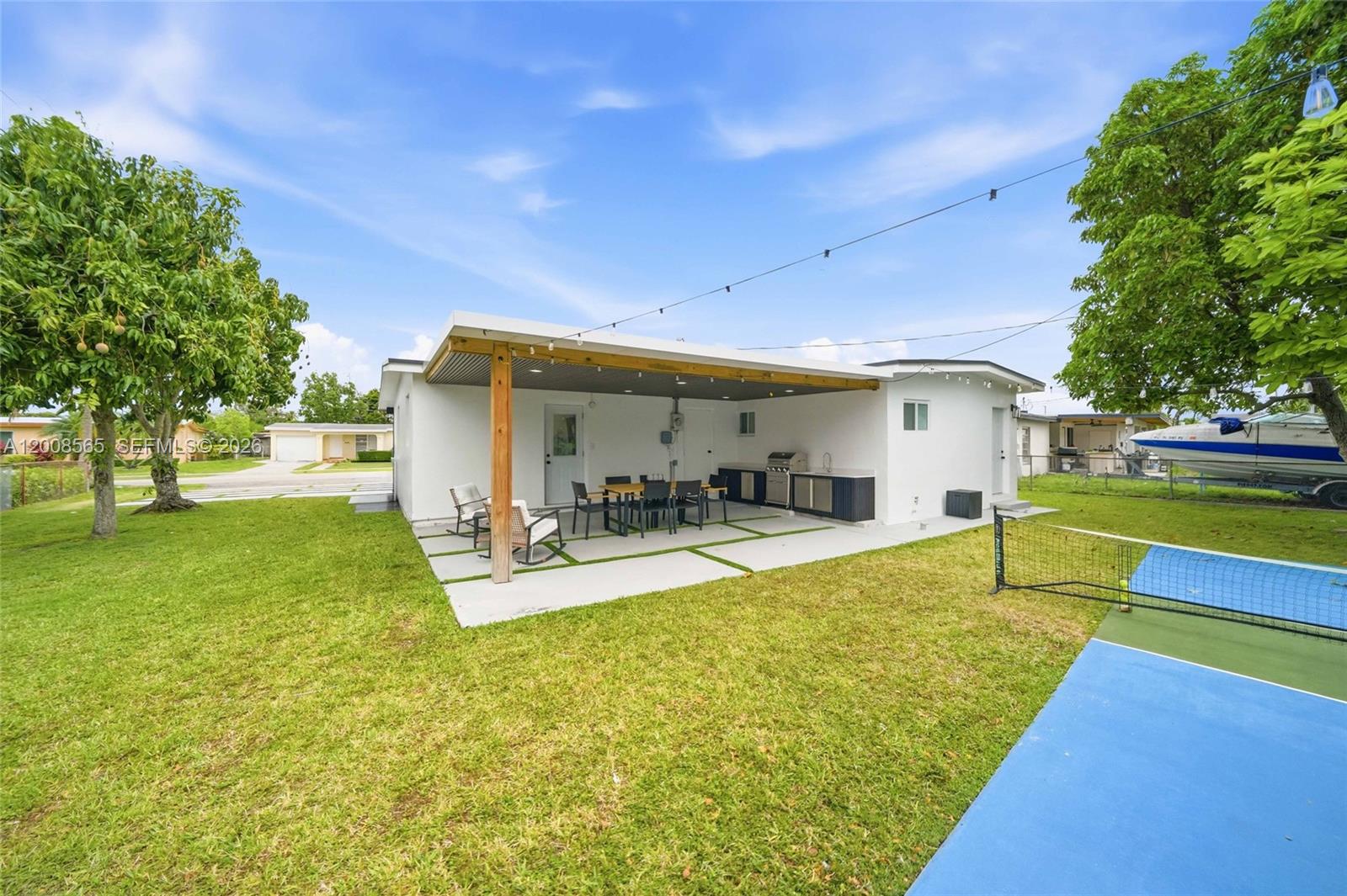 WESTWOOD LAKE 2ND ADDN - Residential