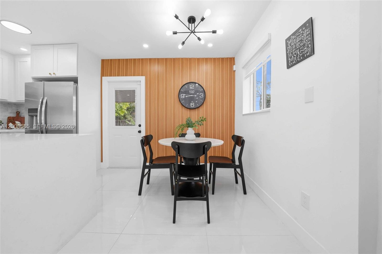 WESTWOOD LAKE 2ND ADDN - Residential