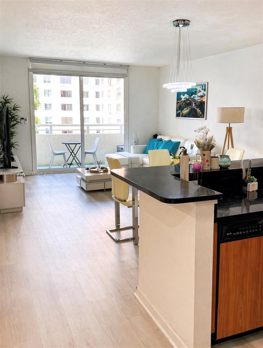 VENTURE AT AVENTURA EAST - Residential