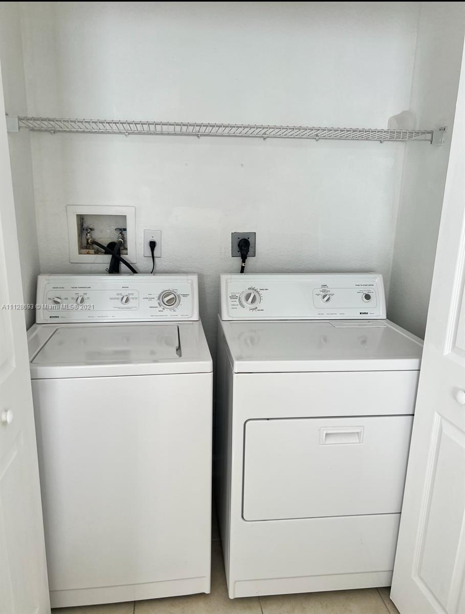 DORAL ISLES NORTH SEC TWO - Residential Lease