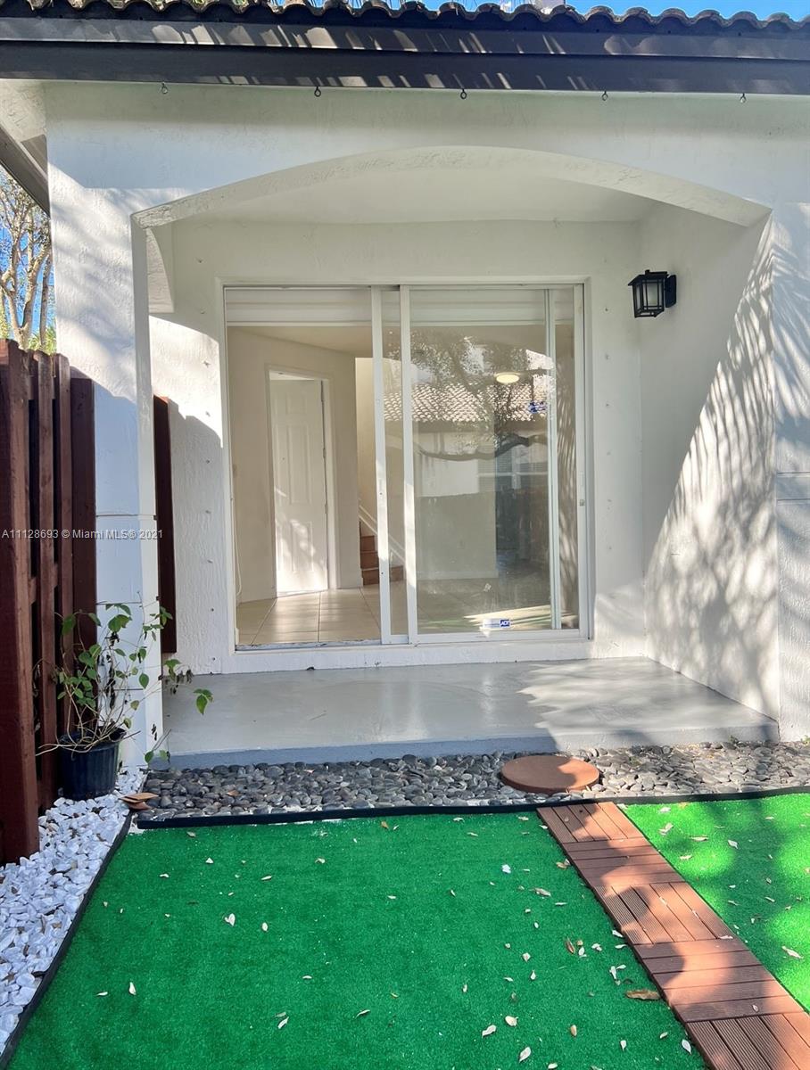 DORAL ISLES NORTH SEC TWO - Residential Lease