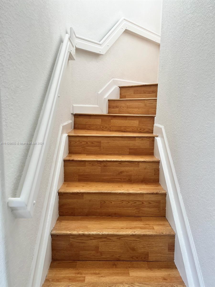 DORAL ISLES NORTH SEC TWO - Residential Lease