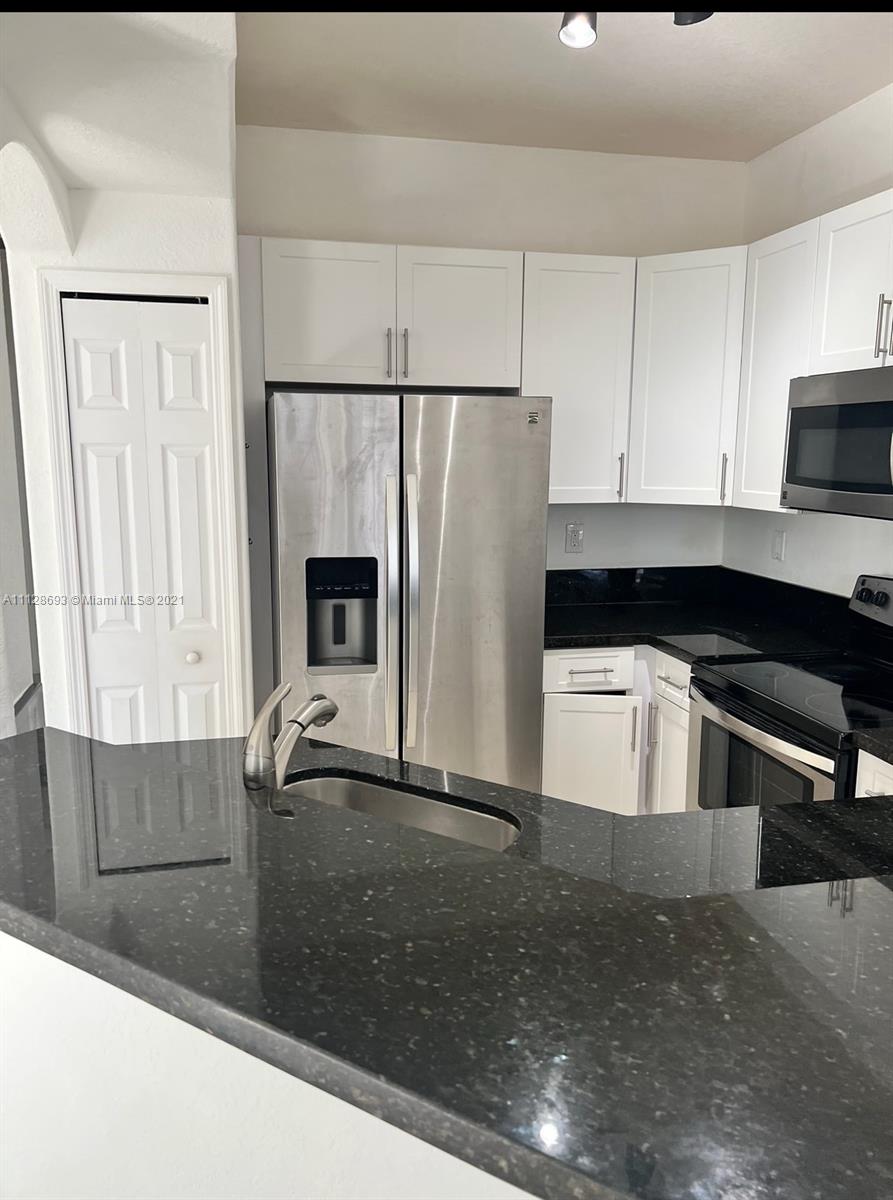 DORAL ISLES NORTH SEC TWO - Residential Lease