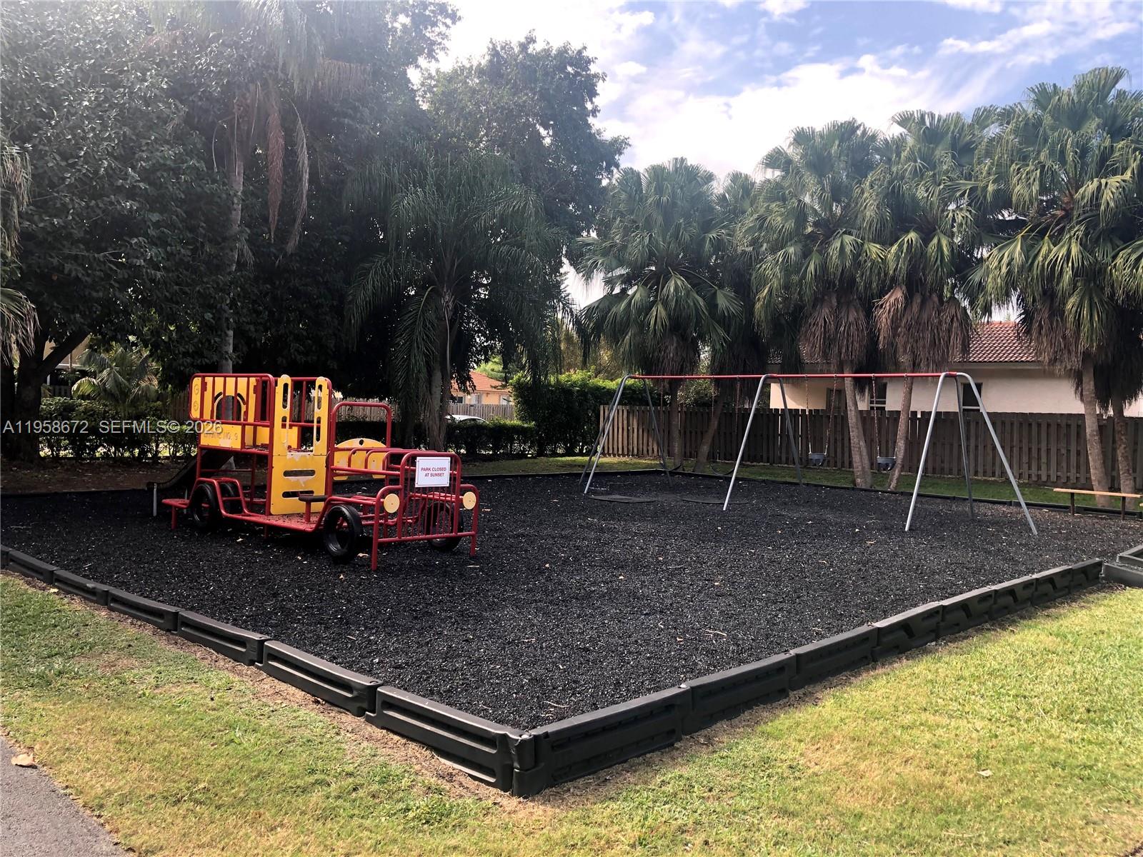 LAKES BY THE BAY SEC 8 - Residential