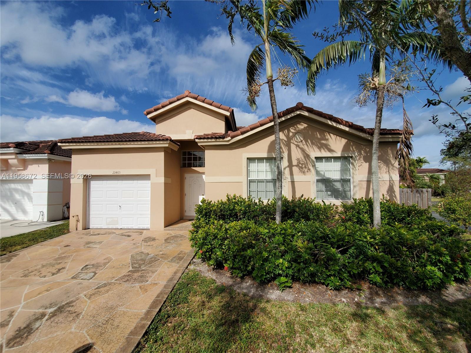 LAKES BY THE BAY SEC 8 - Residential