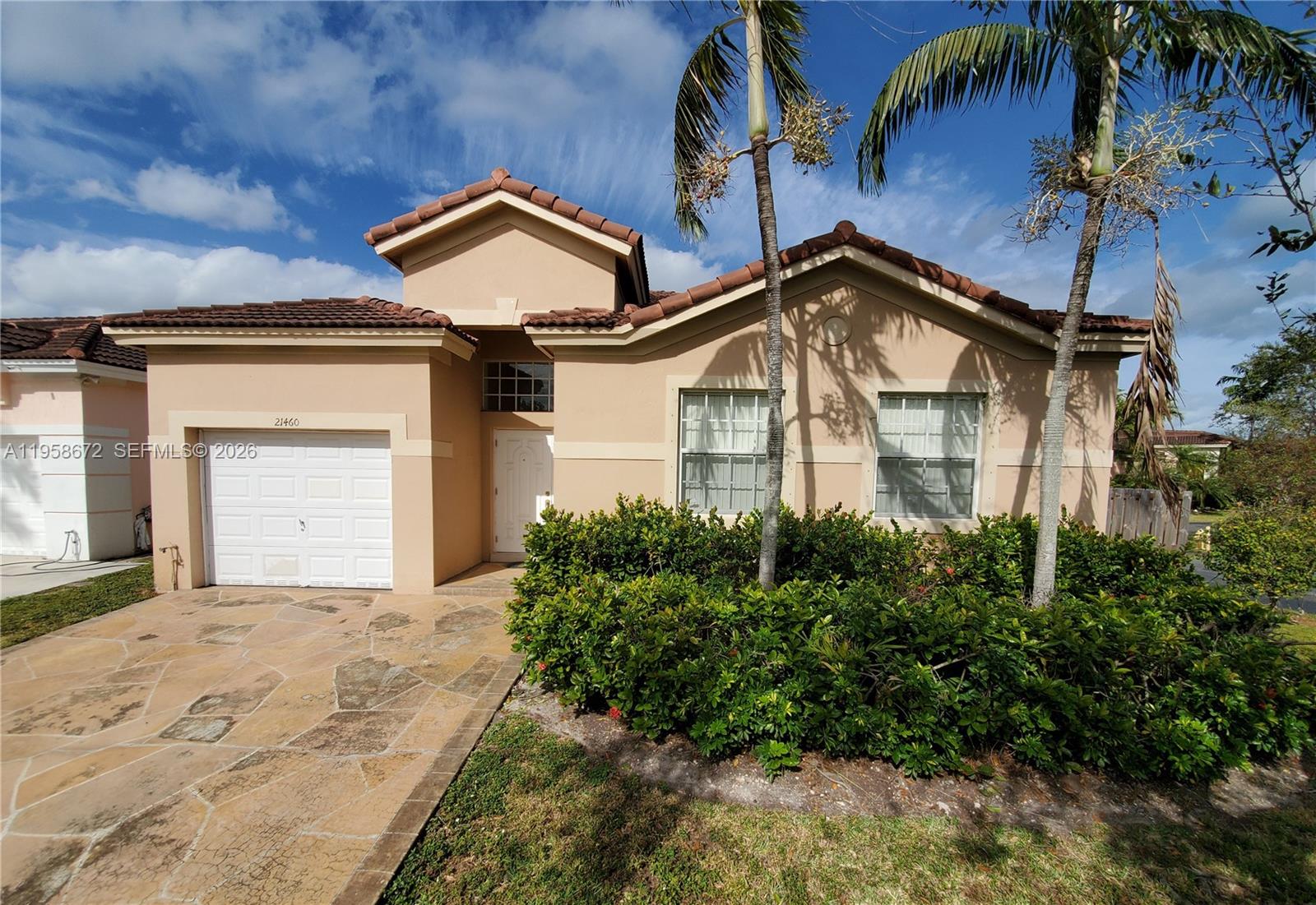 LAKES BY THE BAY SEC 8 - Residential