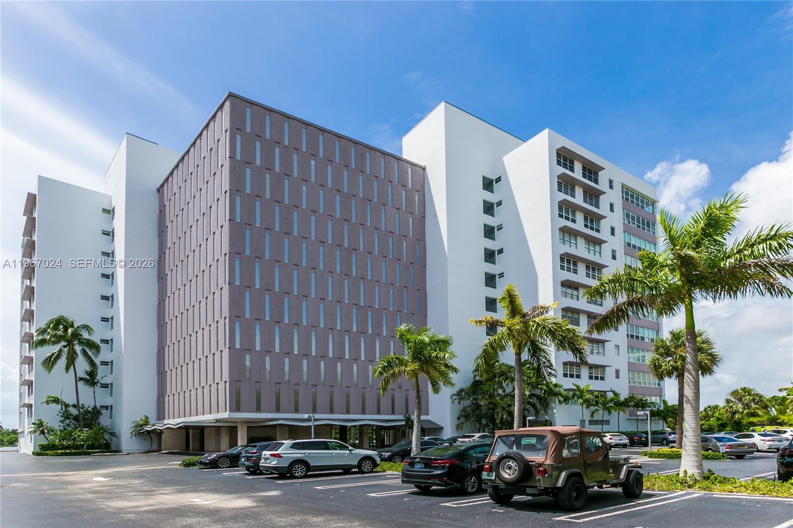 BLAIR HOUSE CONDO - WEST - Residential