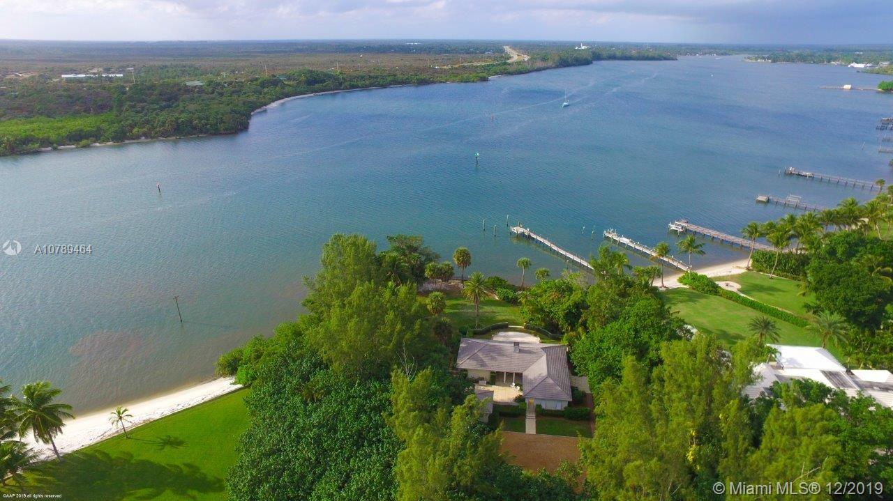 JUPITER ISLAND - Residential
