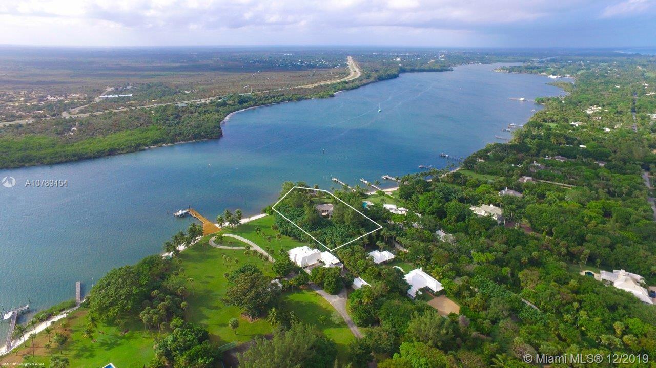 JUPITER ISLAND - Residential