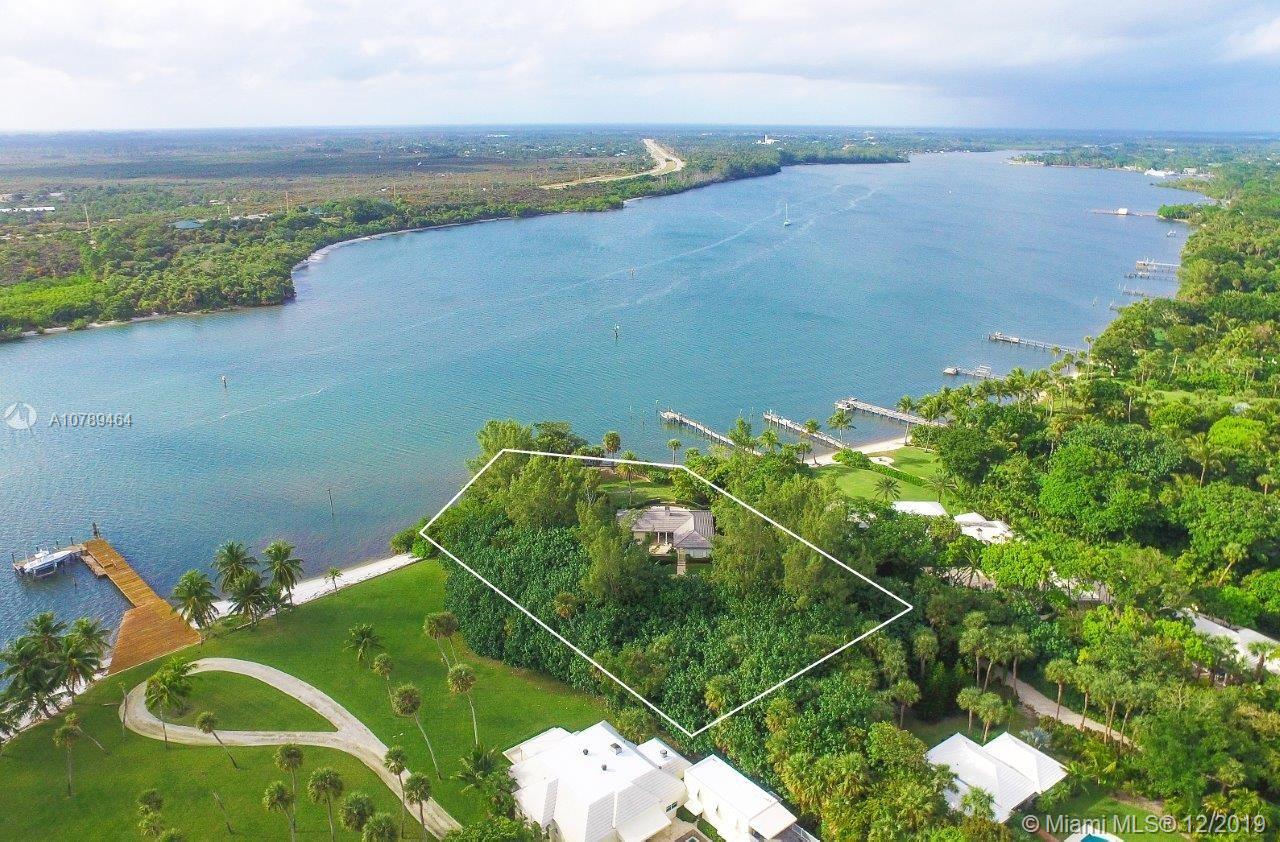 JUPITER ISLAND - Residential