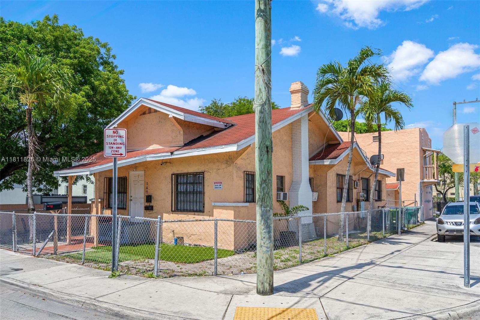 142 NW 10th Ave