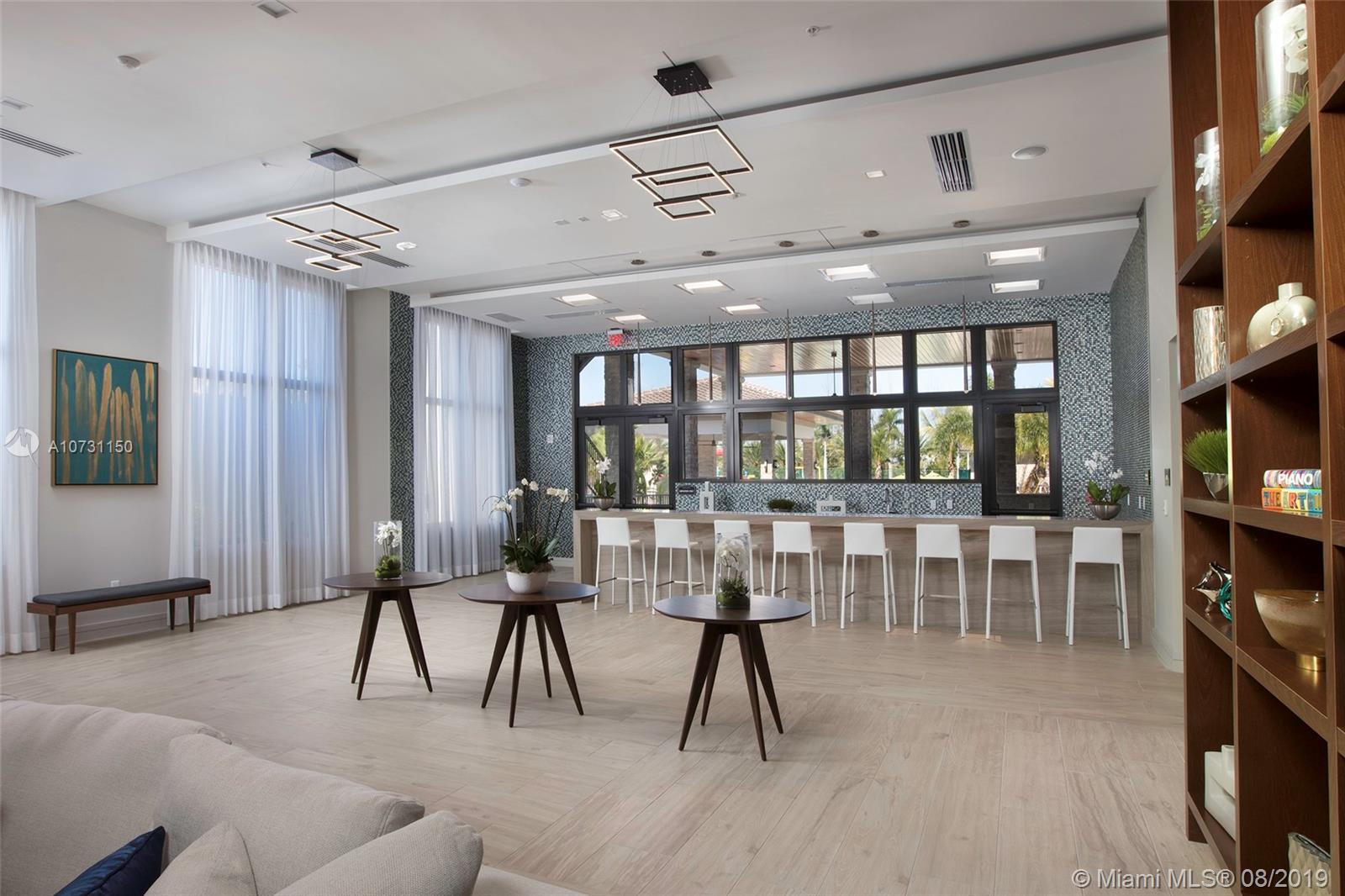 PARK CENTRAL - Residential