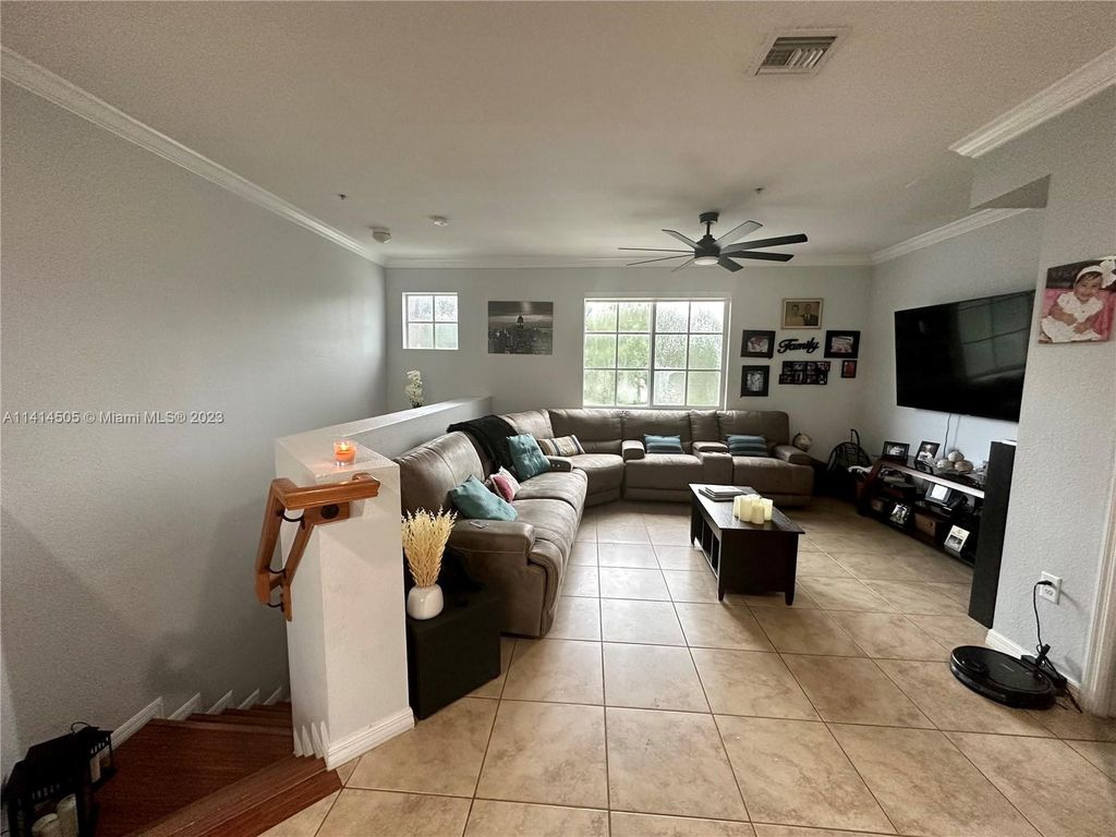 Photo of 12600 SW 50th Ct #427, Miramar, FL 33027 (MLS # A11414505)