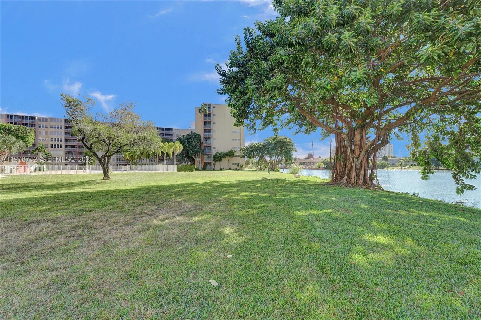 JADE WINDS GROUP-DAISY GA - Residential