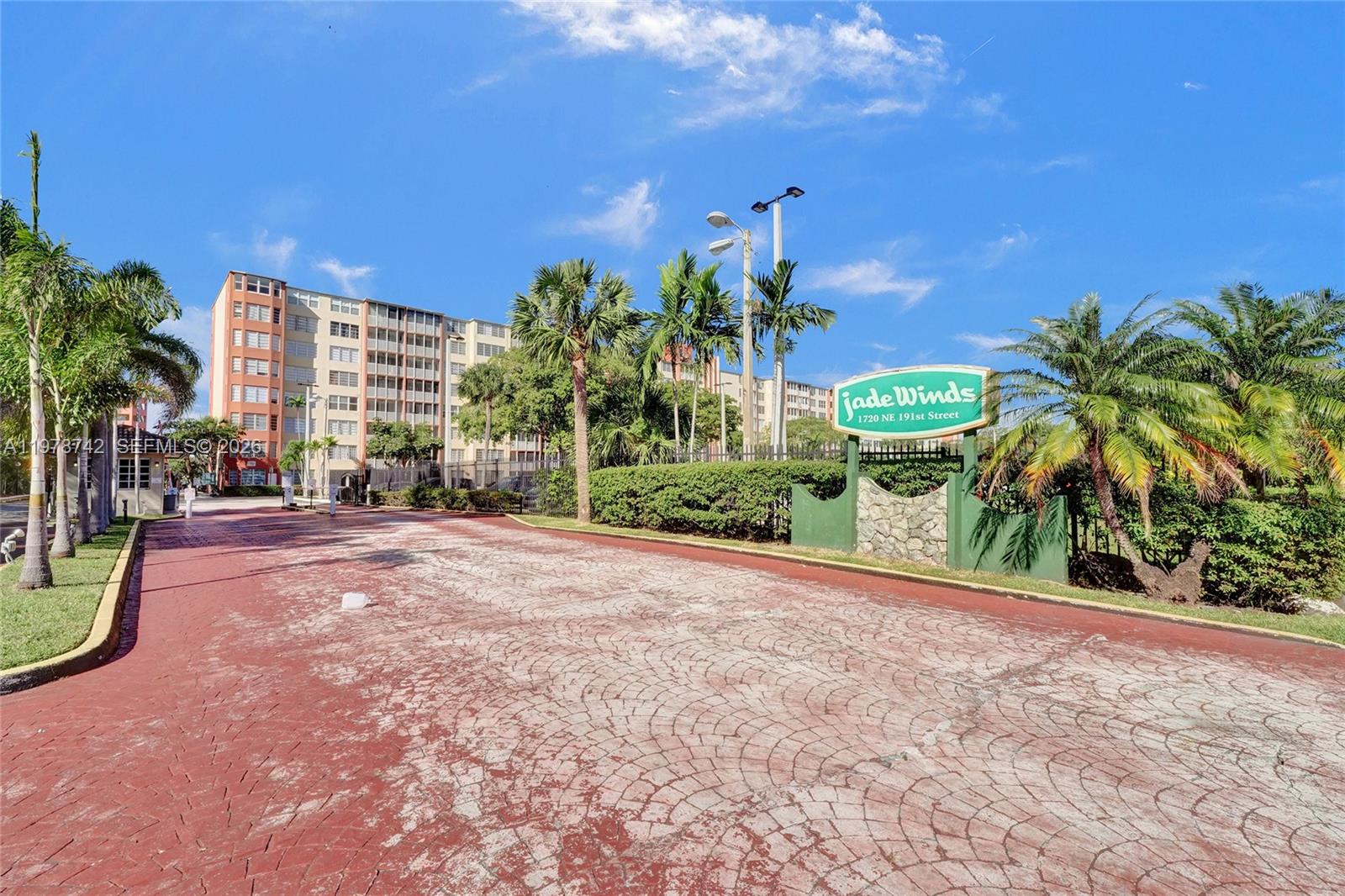 JADE WINDS GROUP-DAISY GA - Residential