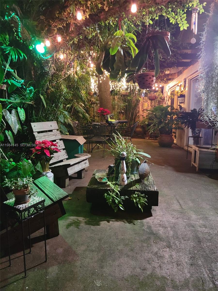 WEITZER SERENA LAKES WEST - Residential