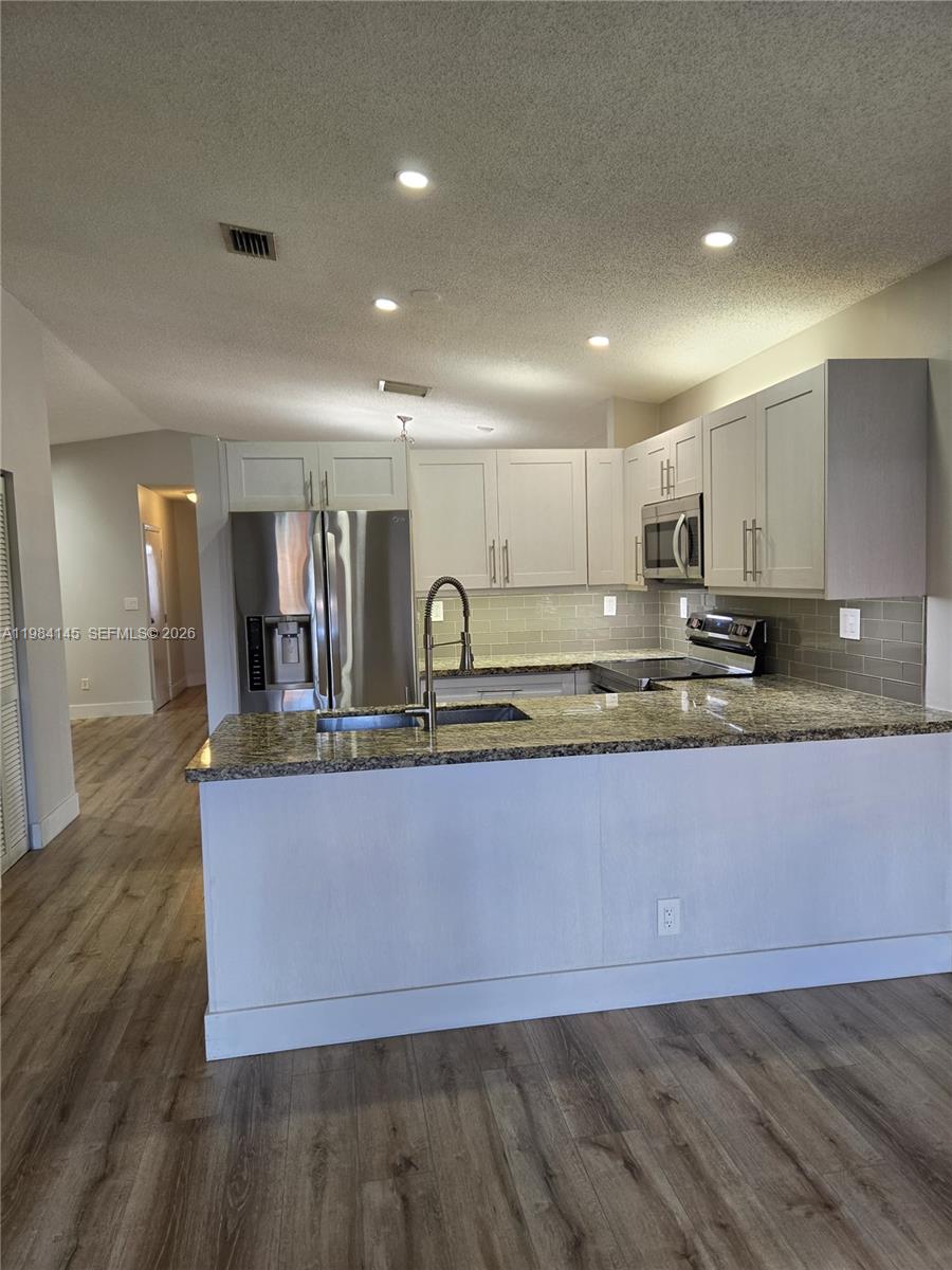 WEITZER SERENA LAKES WEST - Residential