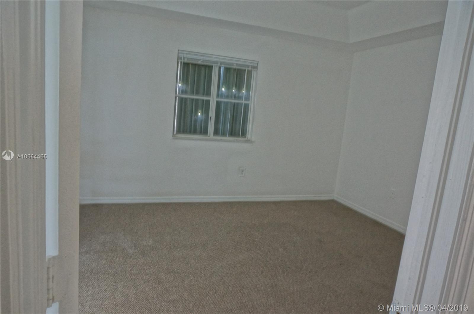 VENETIA GROVE - Residential