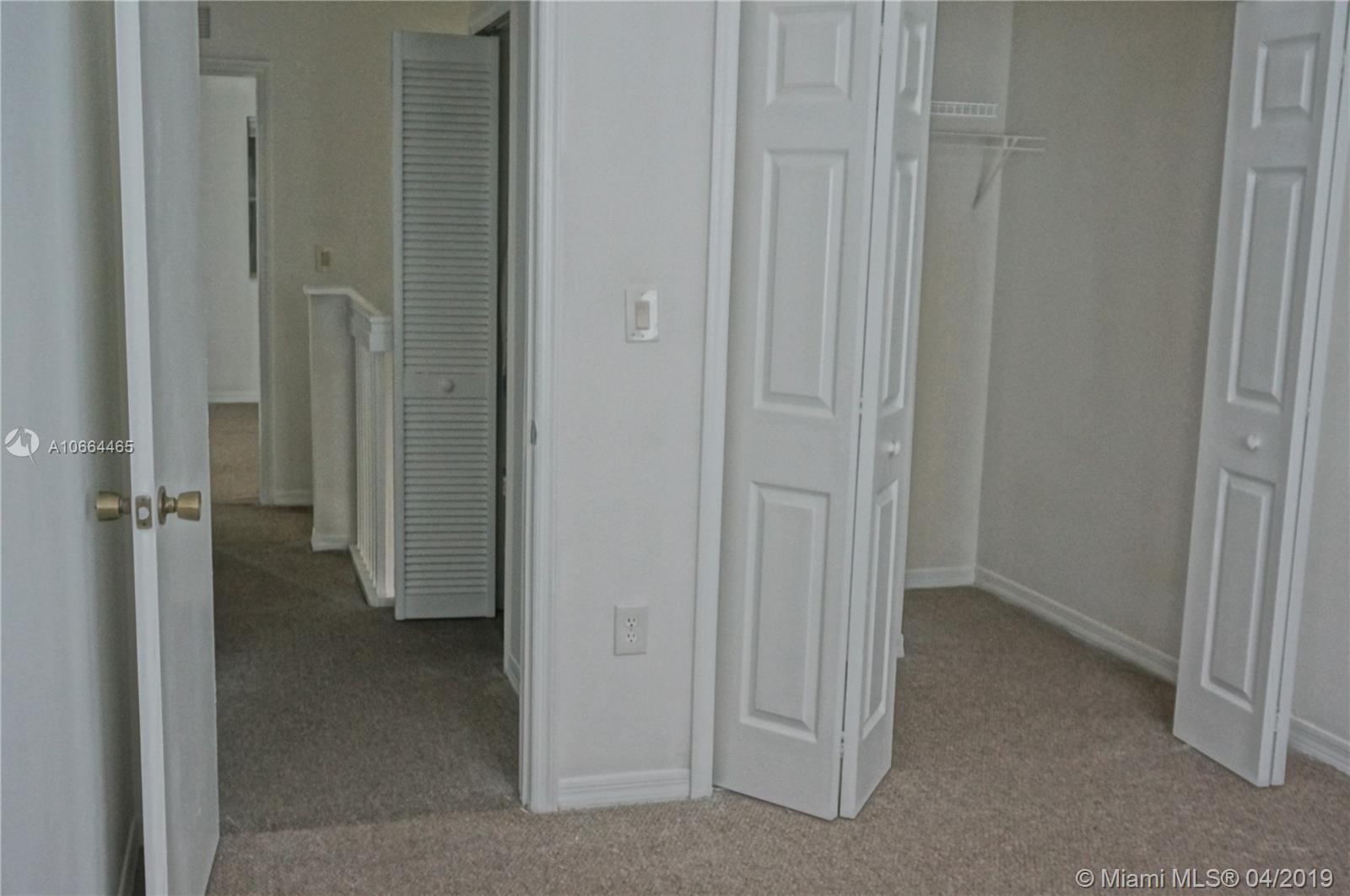 VENETIA GROVE - Residential