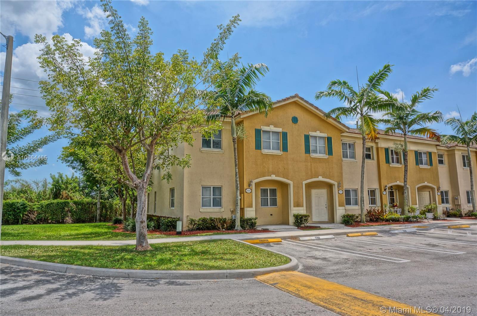 VENETIA GROVE - Residential