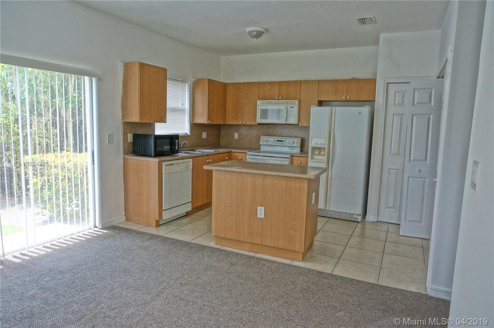 VENETIA GROVE - Residential