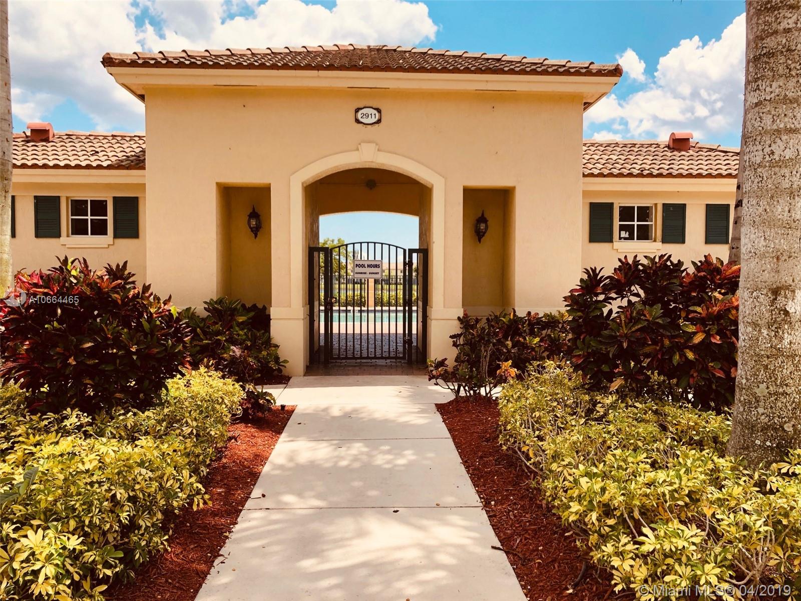 VENETIA GROVE - Residential