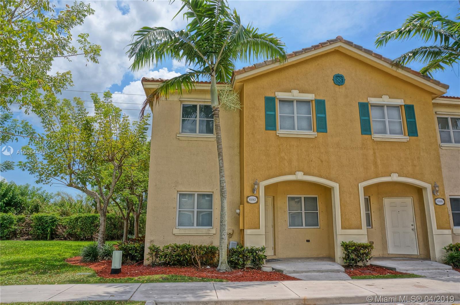 VENETIA GROVE - Residential