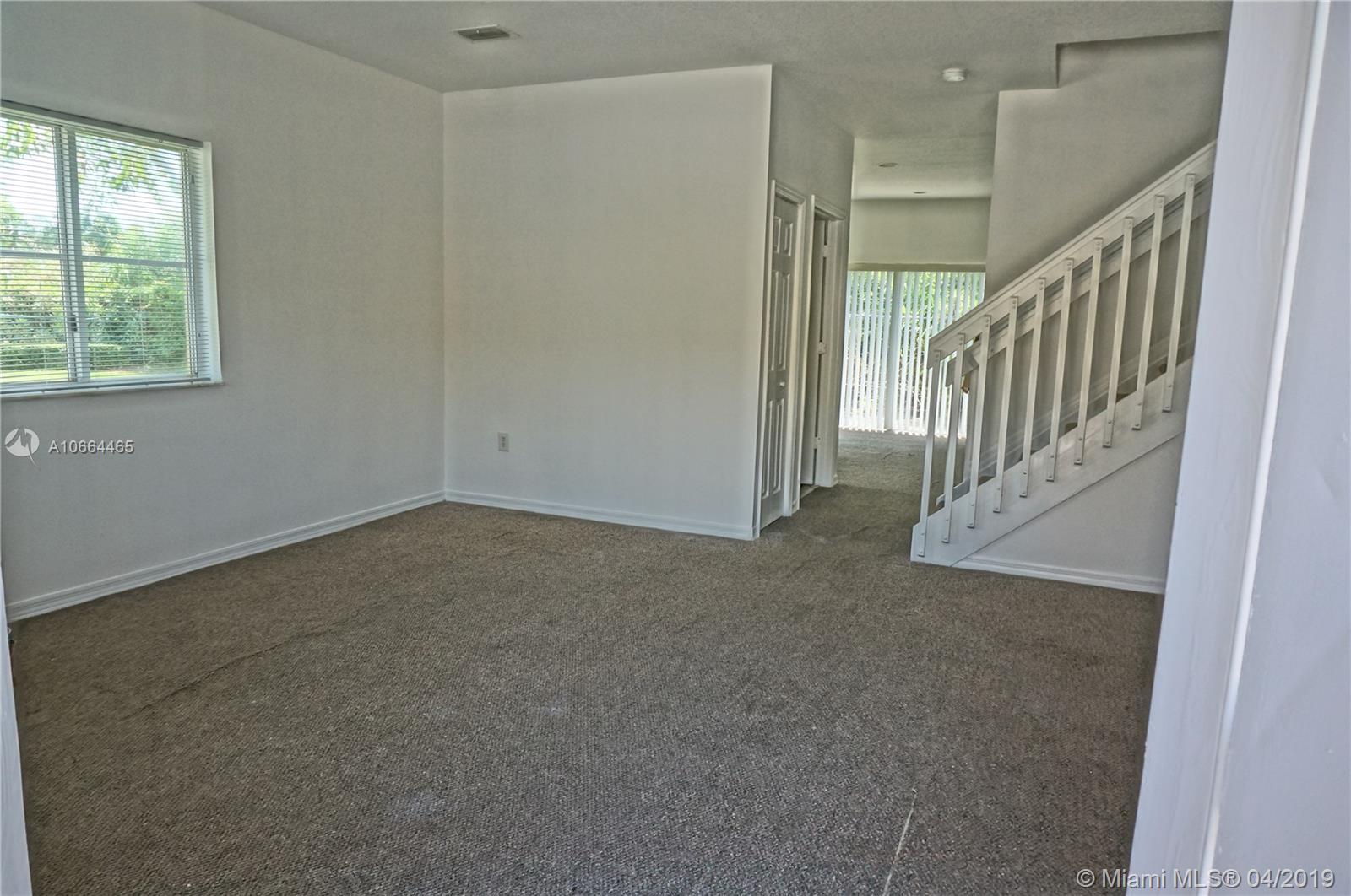 VENETIA GROVE - Residential