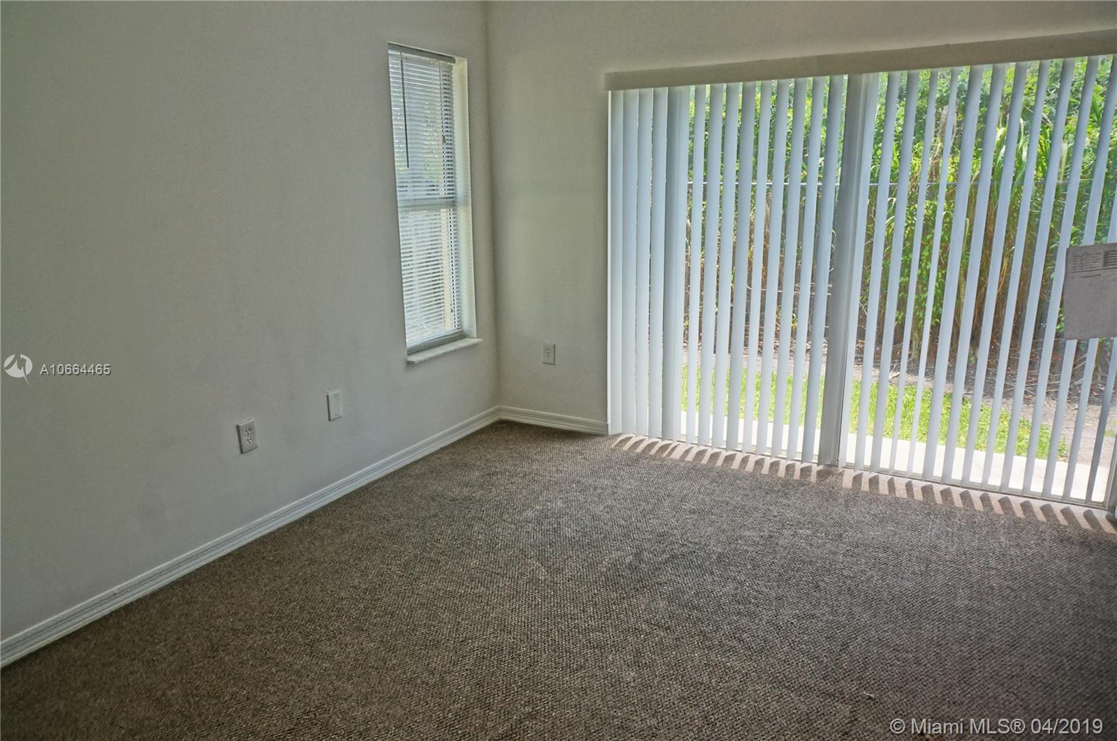 VENETIA GROVE - Residential