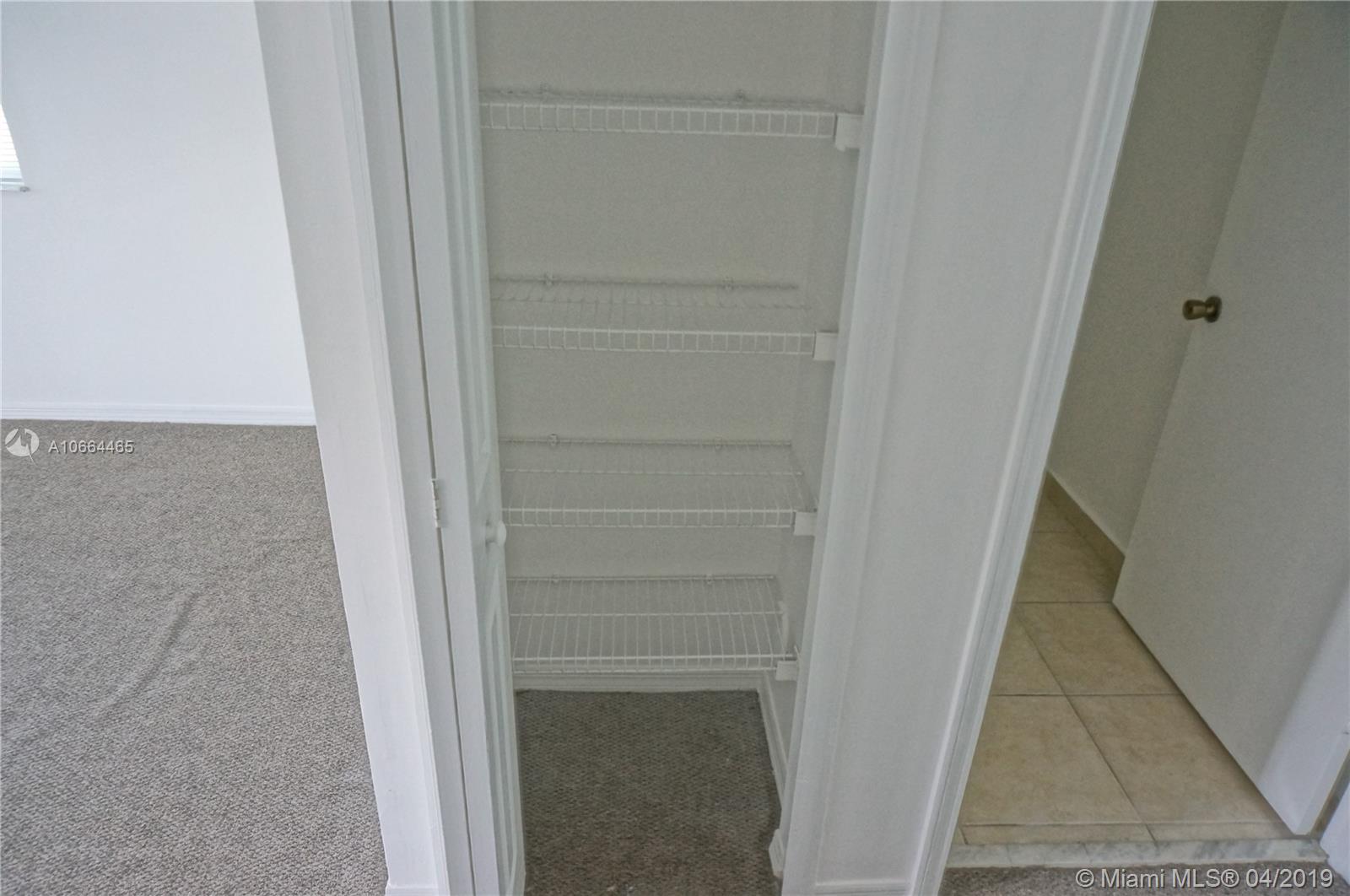 VENETIA GROVE - Residential