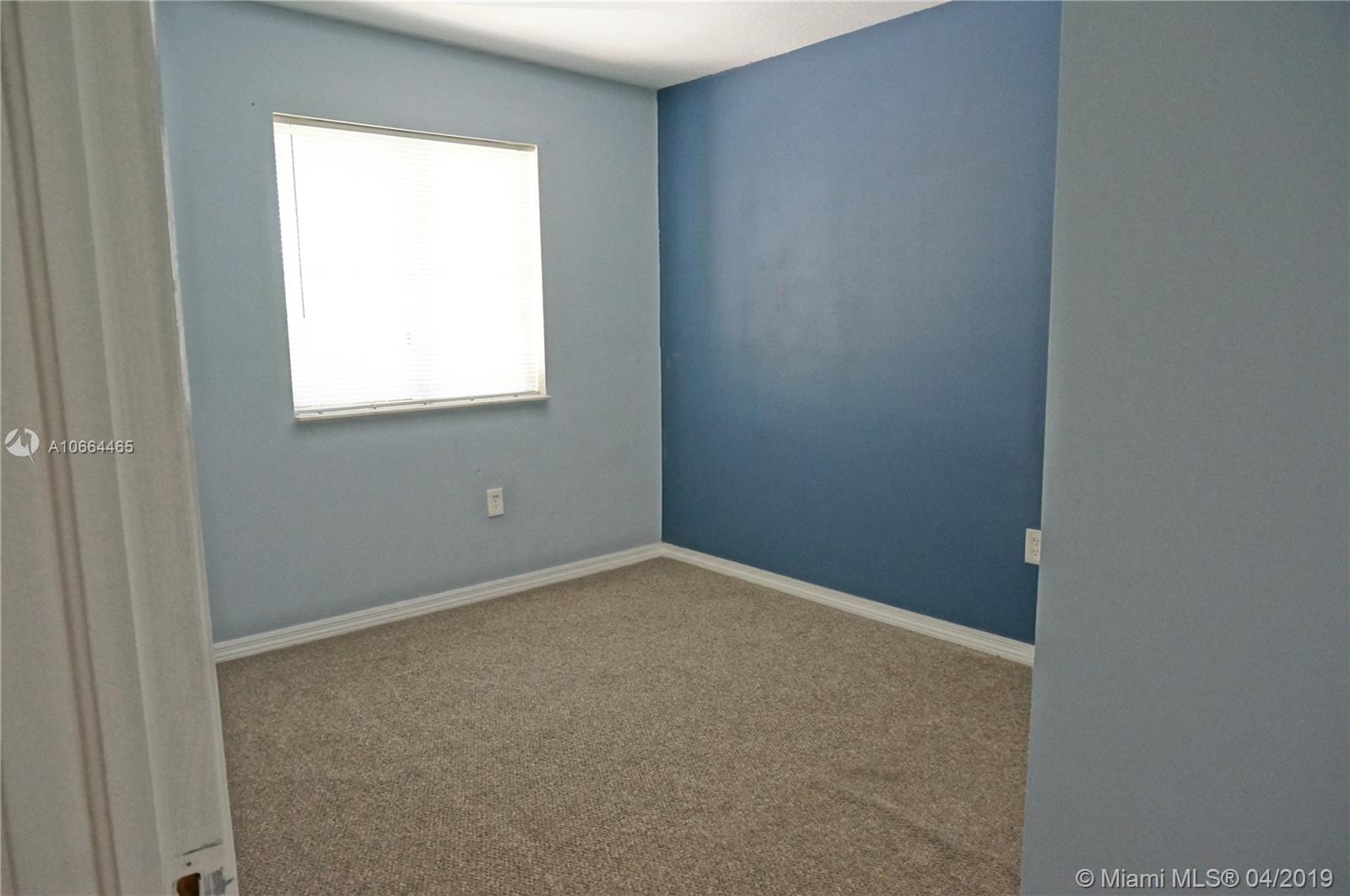 VENETIA GROVE - Residential