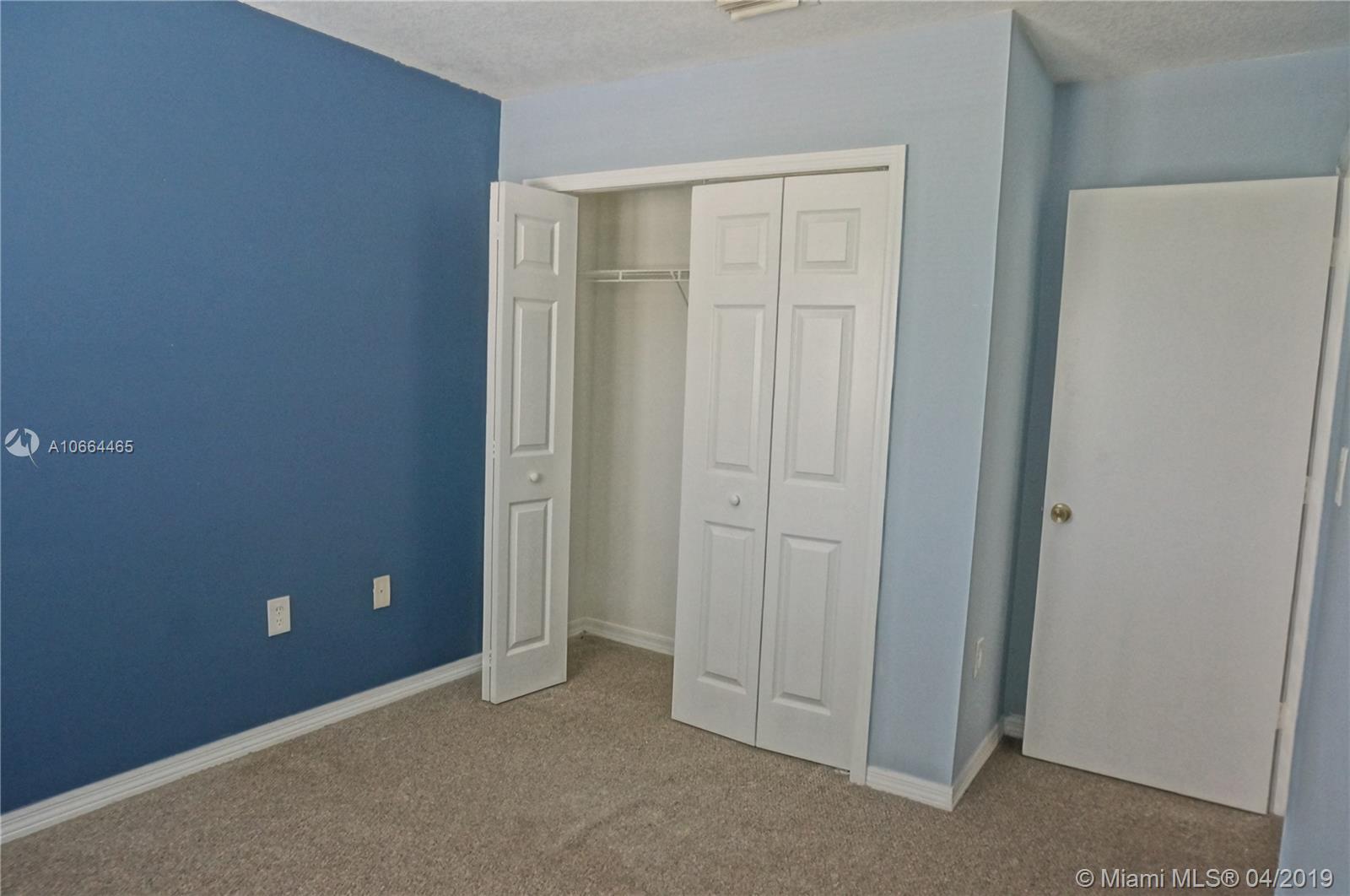 VENETIA GROVE - Residential