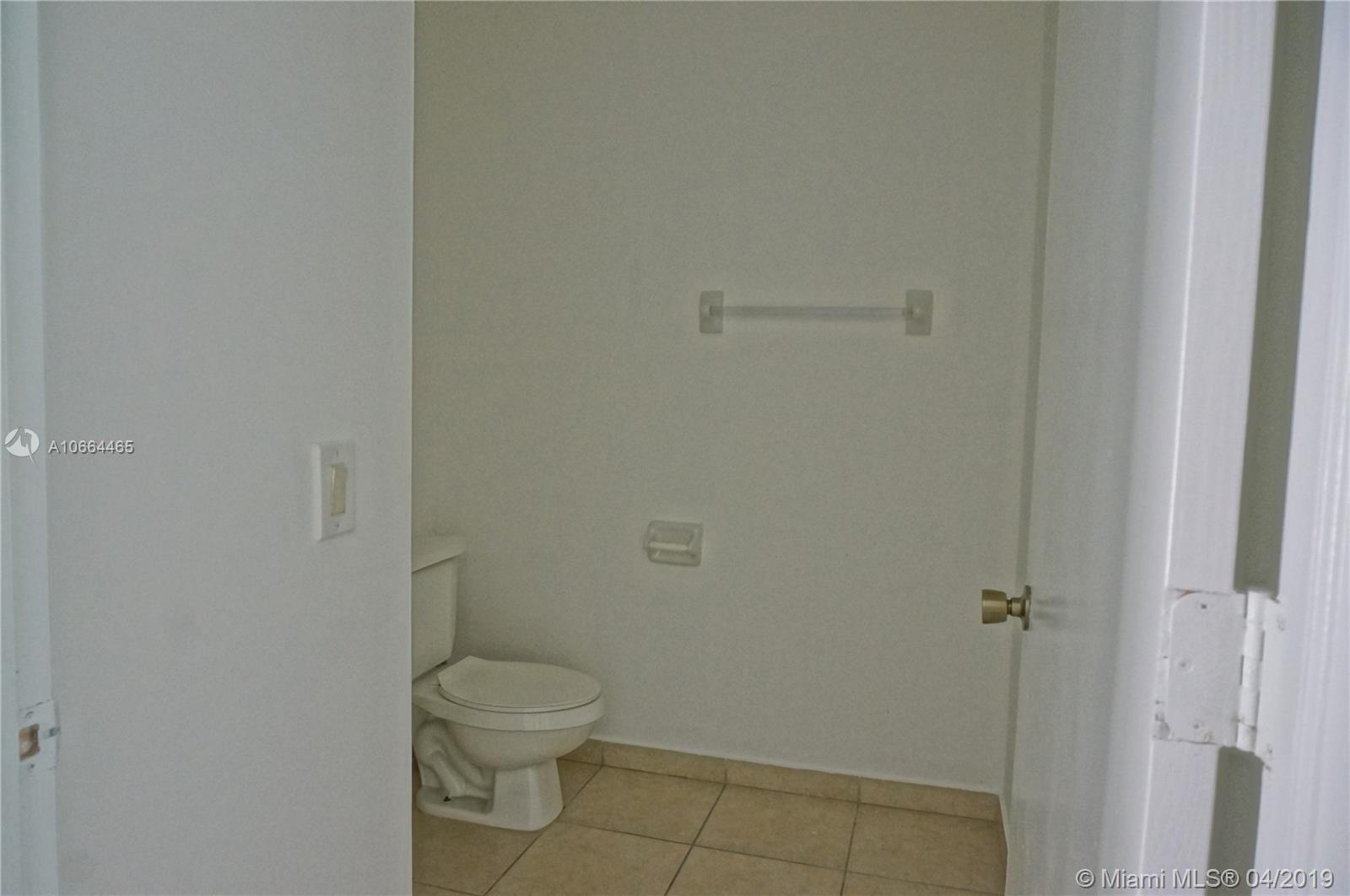 VENETIA GROVE - Residential