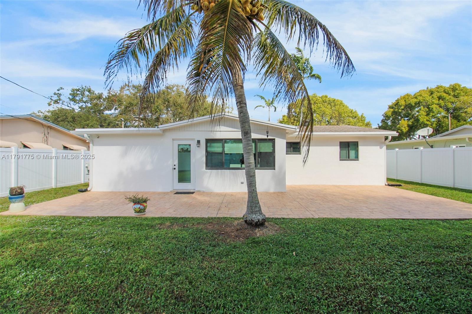 SUMMERTIME ISLES 1ST ADD - Residential Lease