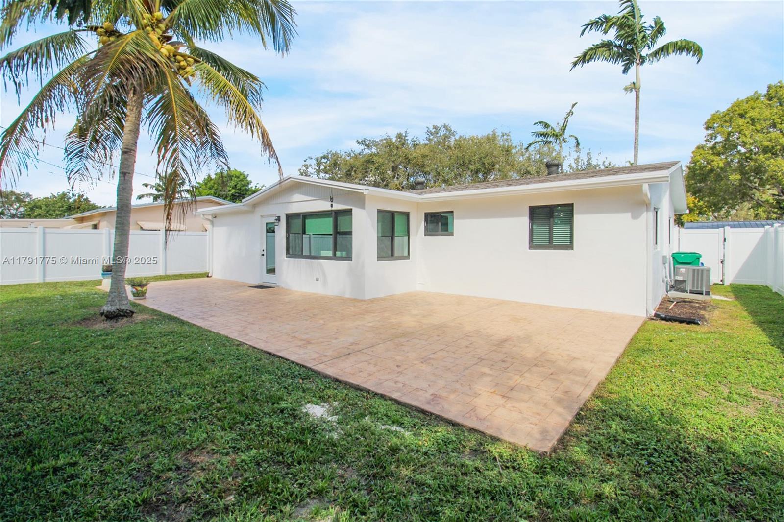 SUMMERTIME ISLES 1ST ADD - Residential Lease