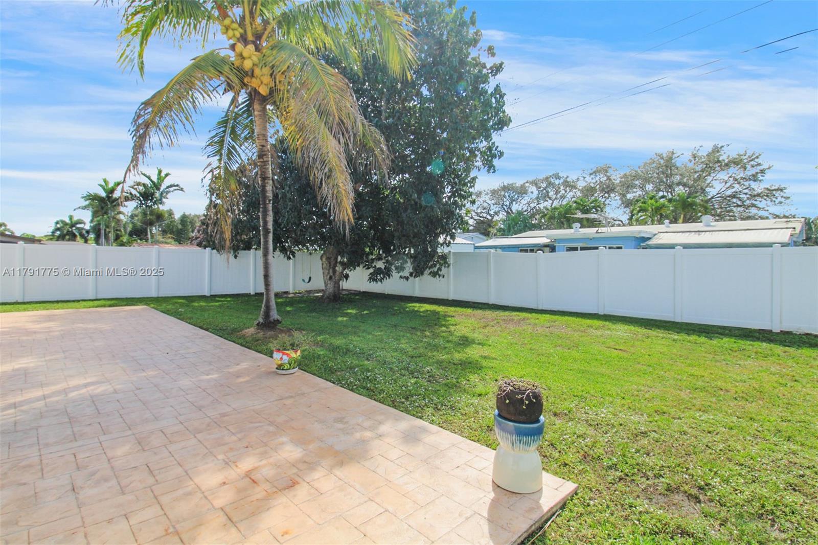 SUMMERTIME ISLES 1ST ADD - Residential Lease