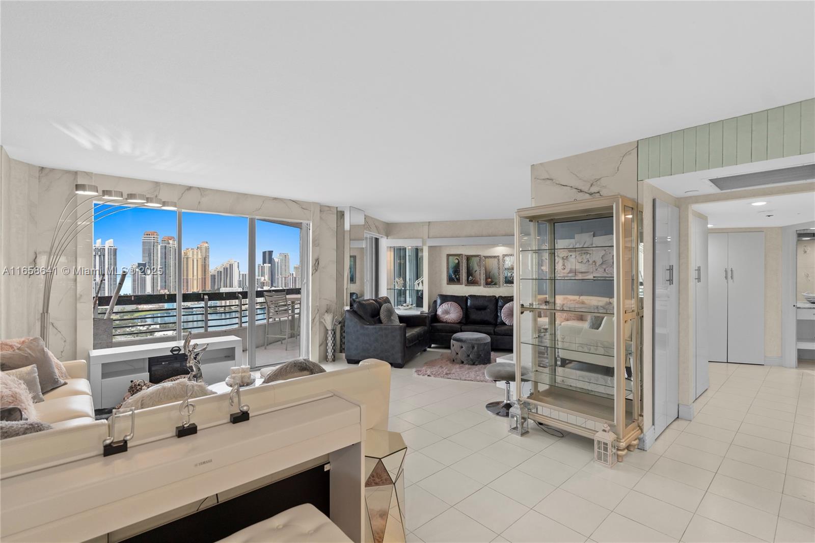 MYSTIC POINTE CONDO NO TH - Residential