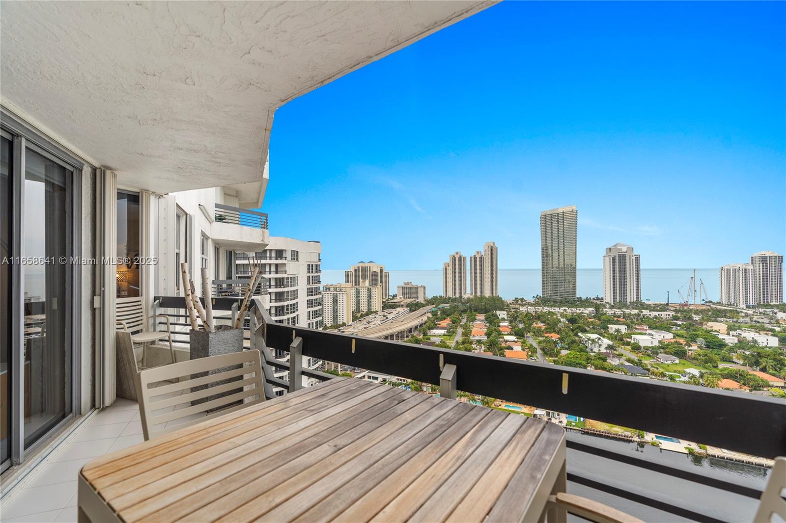 MYSTIC POINTE CONDO NO TH - Residential