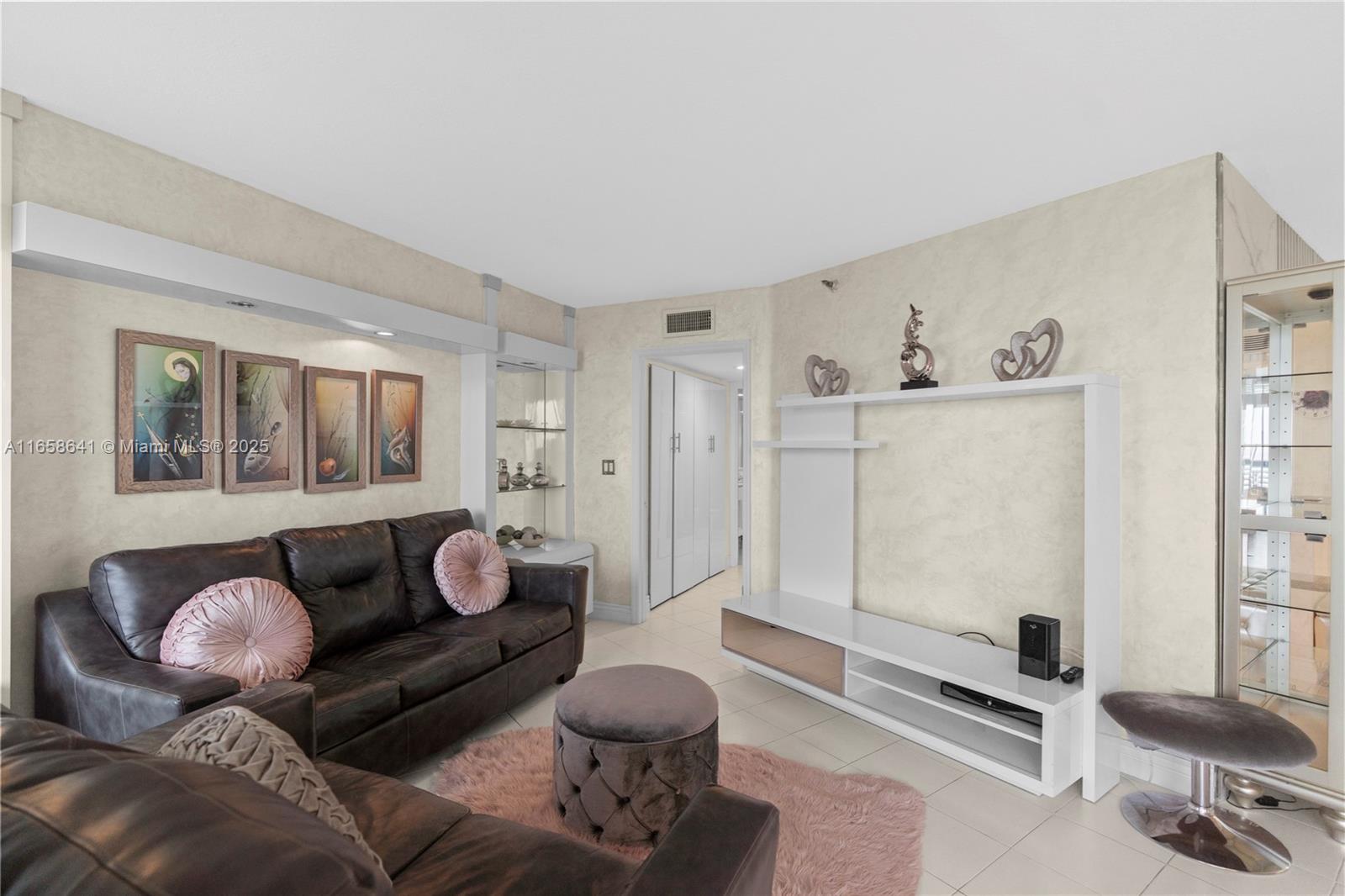 MYSTIC POINTE CONDO NO TH - Residential