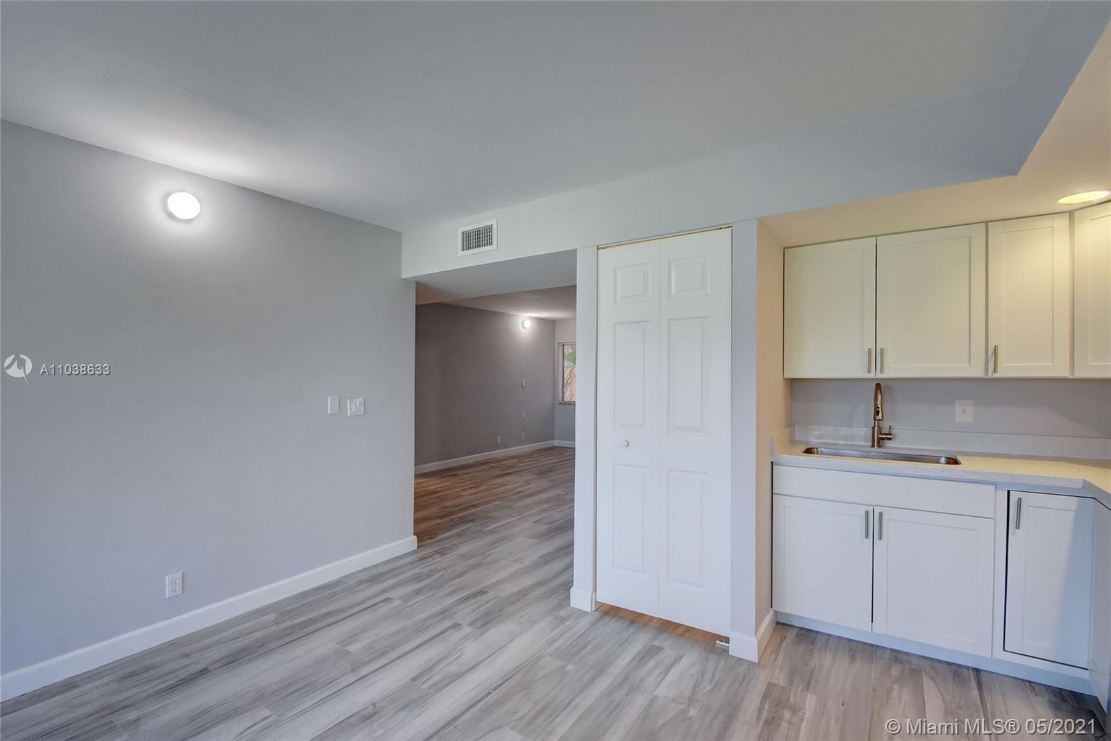 SEAGRAPE CONDO - Residential