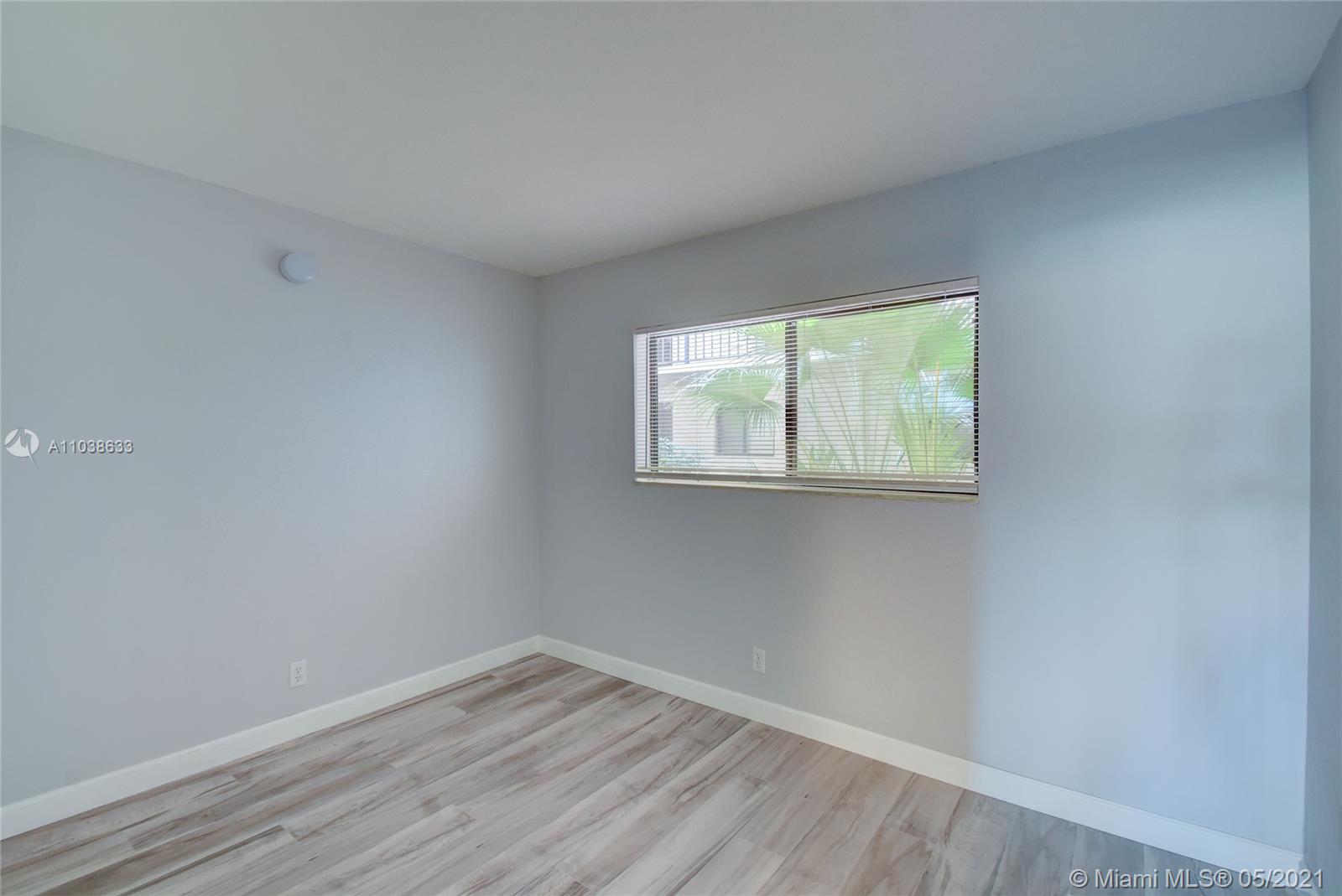 SEAGRAPE CONDO - Residential