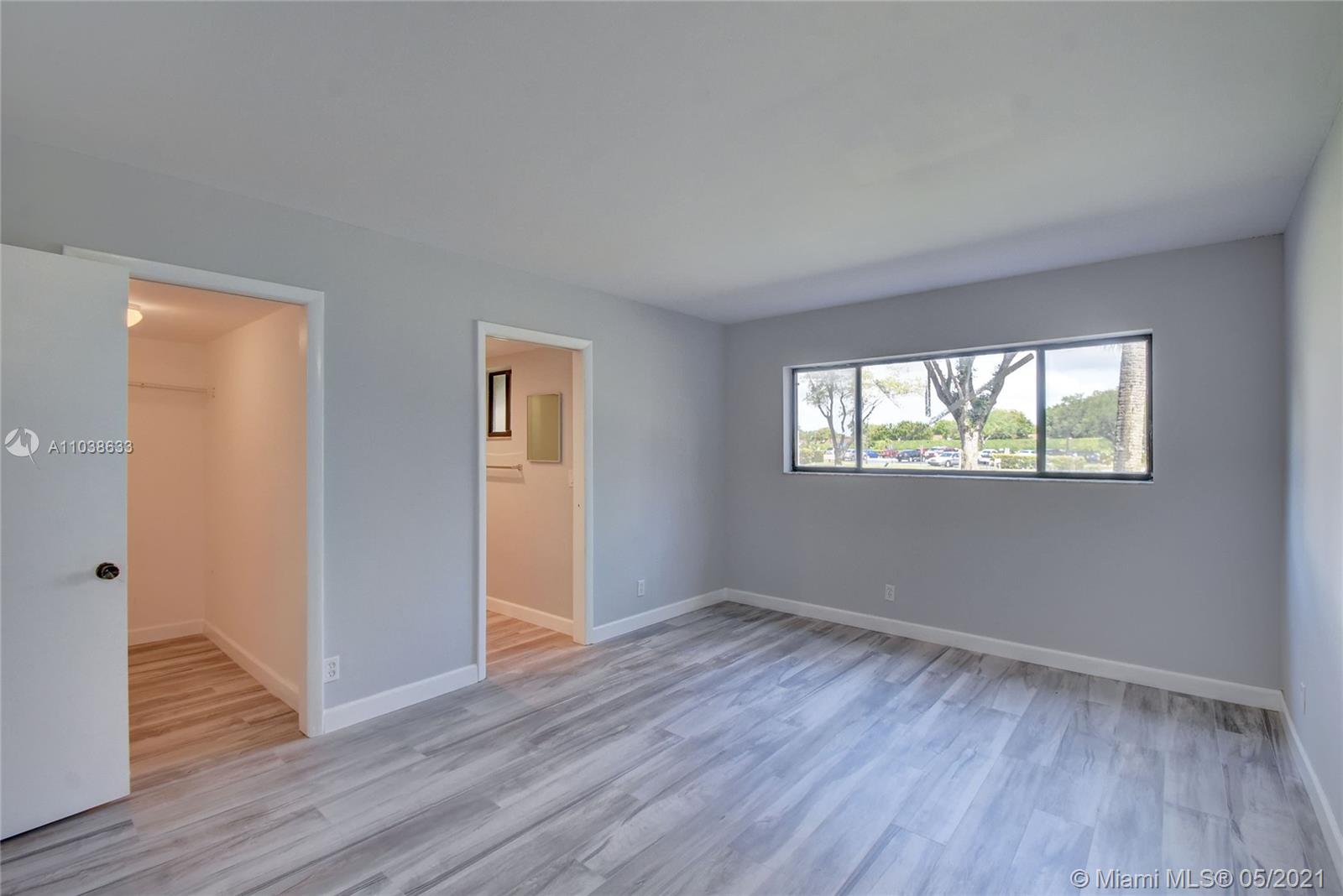 SEAGRAPE CONDO - Residential