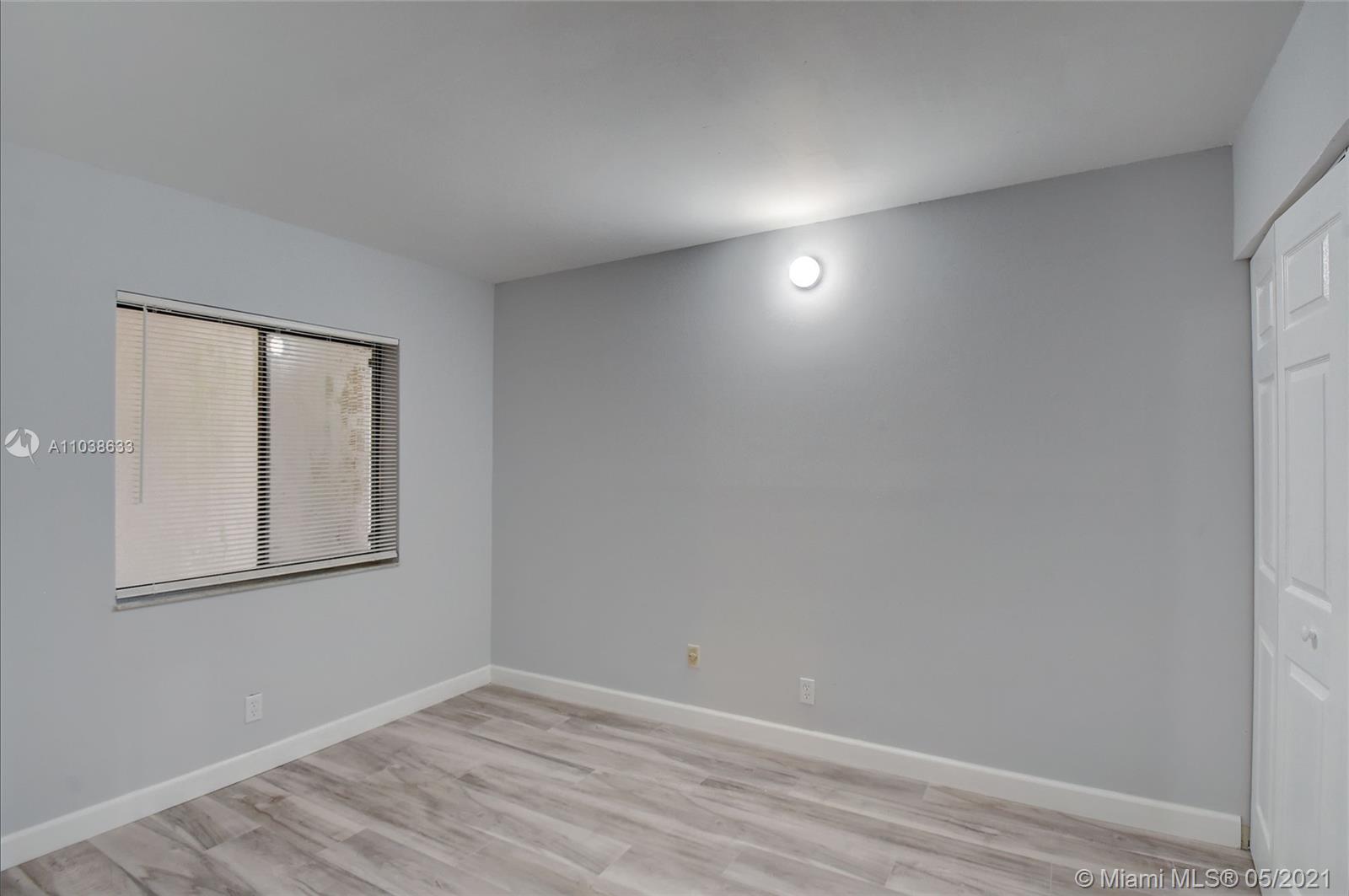 SEAGRAPE CONDO - Residential