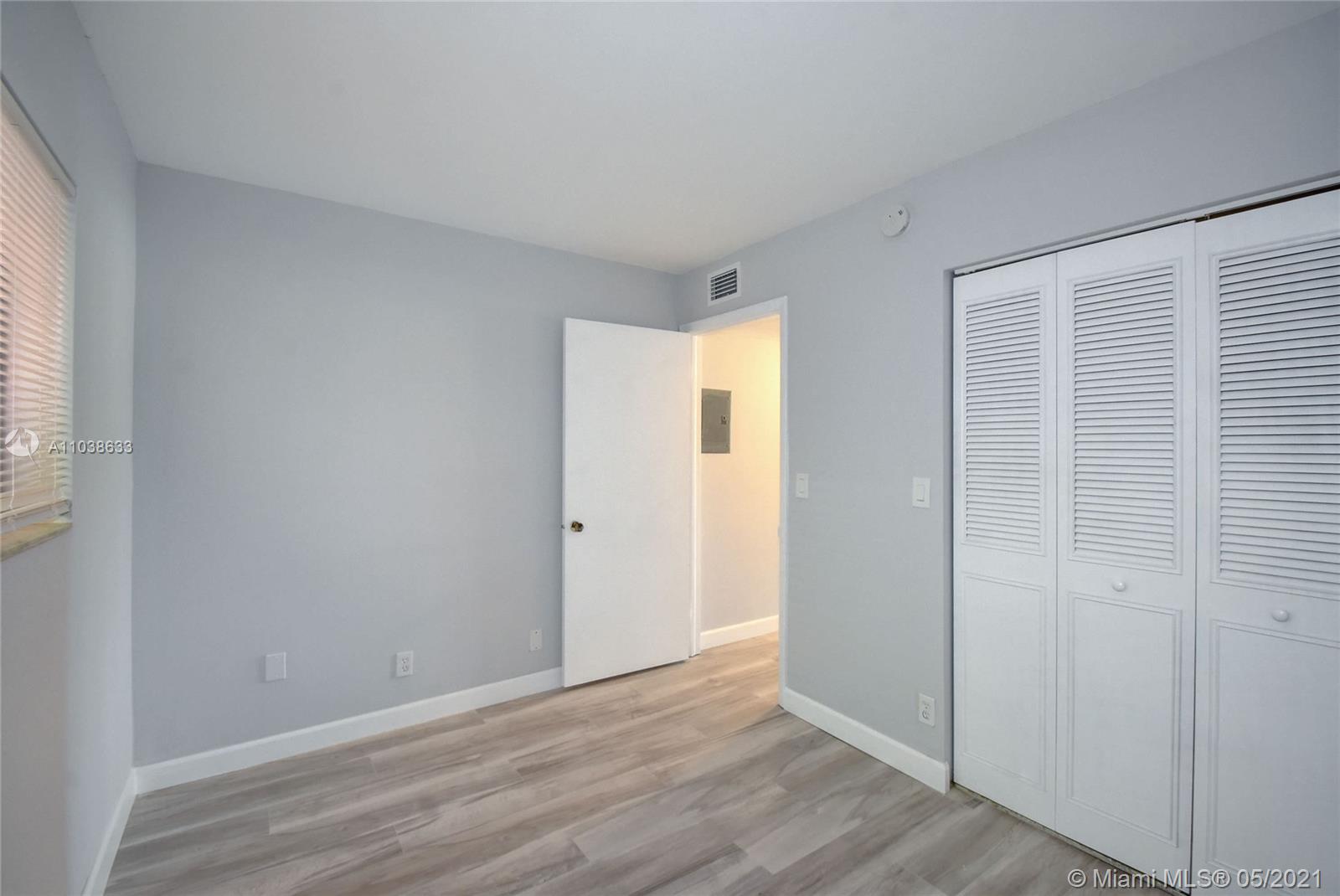 SEAGRAPE CONDO - Residential